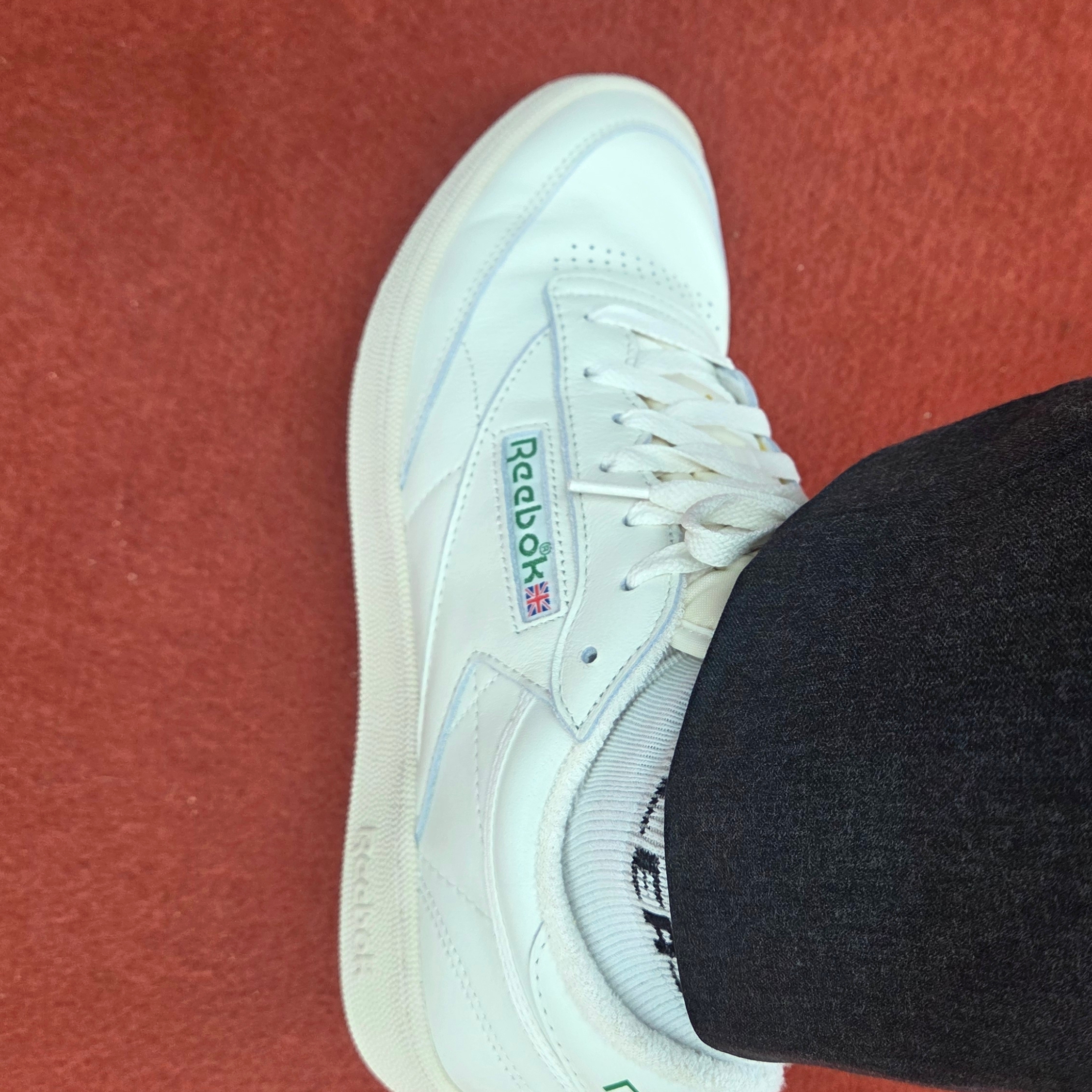 Reebok Club C 85 Vintage Chalk Green 착용 스타일 - 3