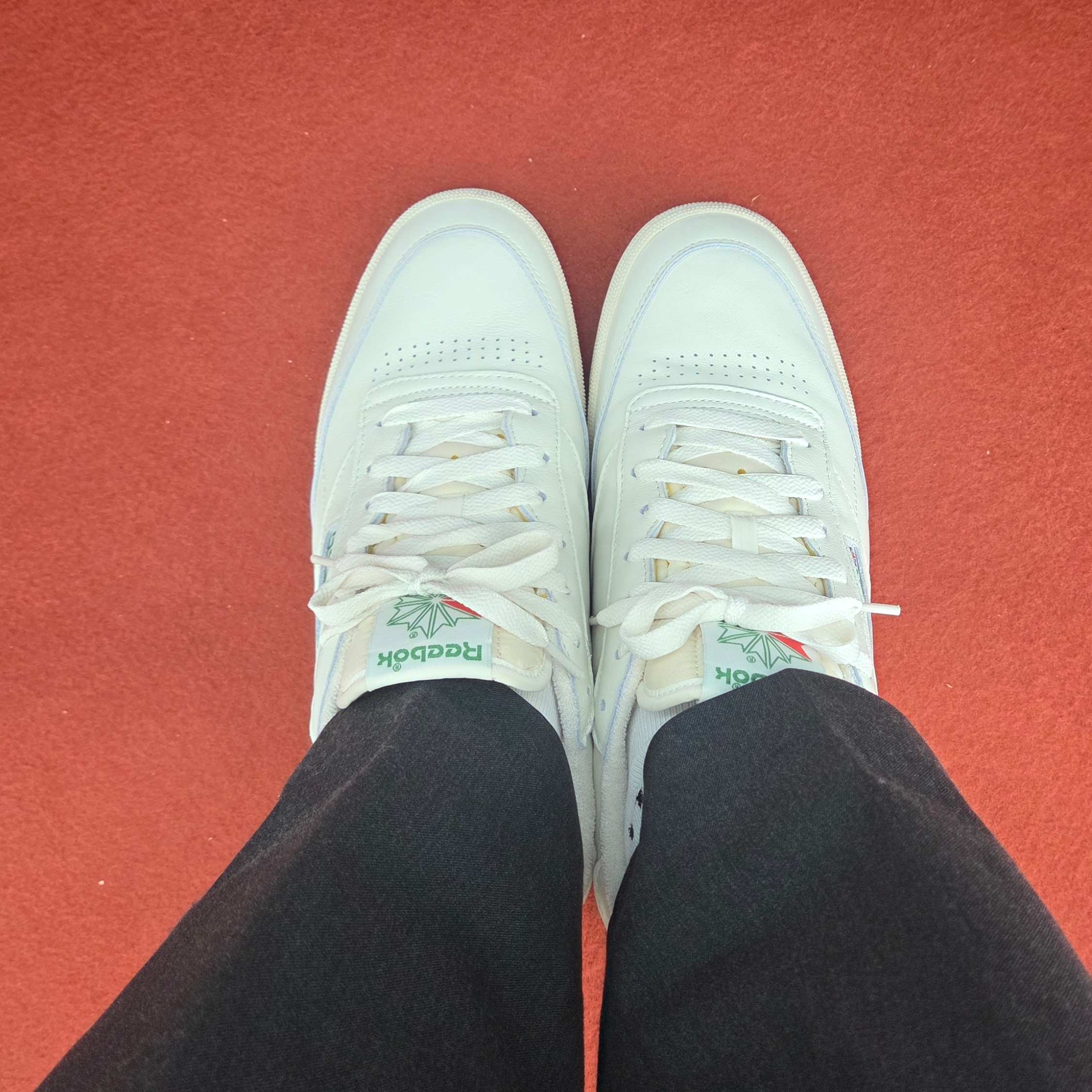 Reebok Club C 85 Vintage Chalk Green 착용 스타일 - 1