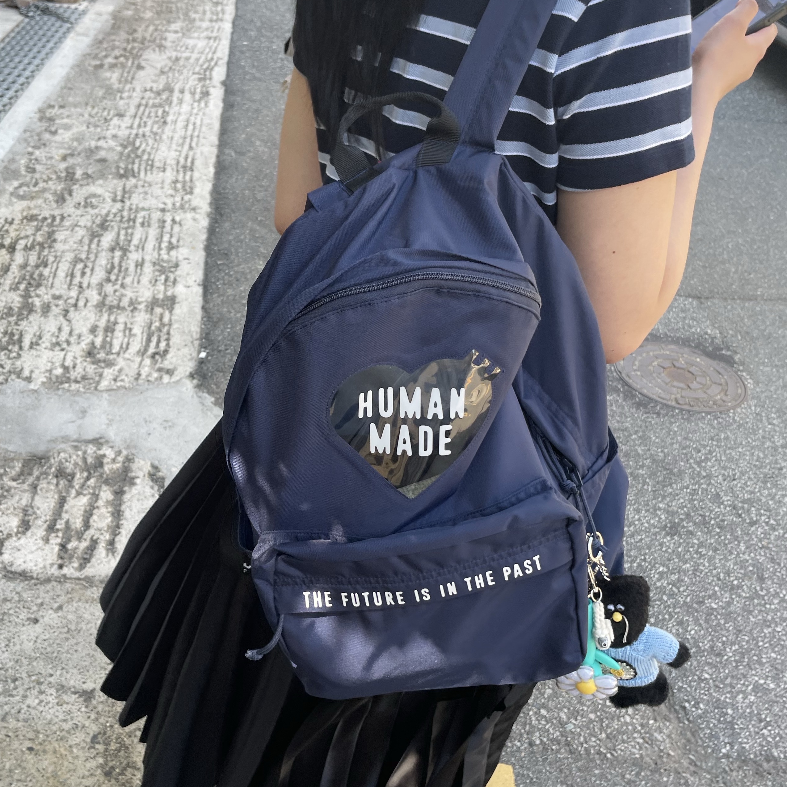 Human Made Backpack Navy, Monamhee x Peaceminusone Daihee Plush Keyring 착용 스타일