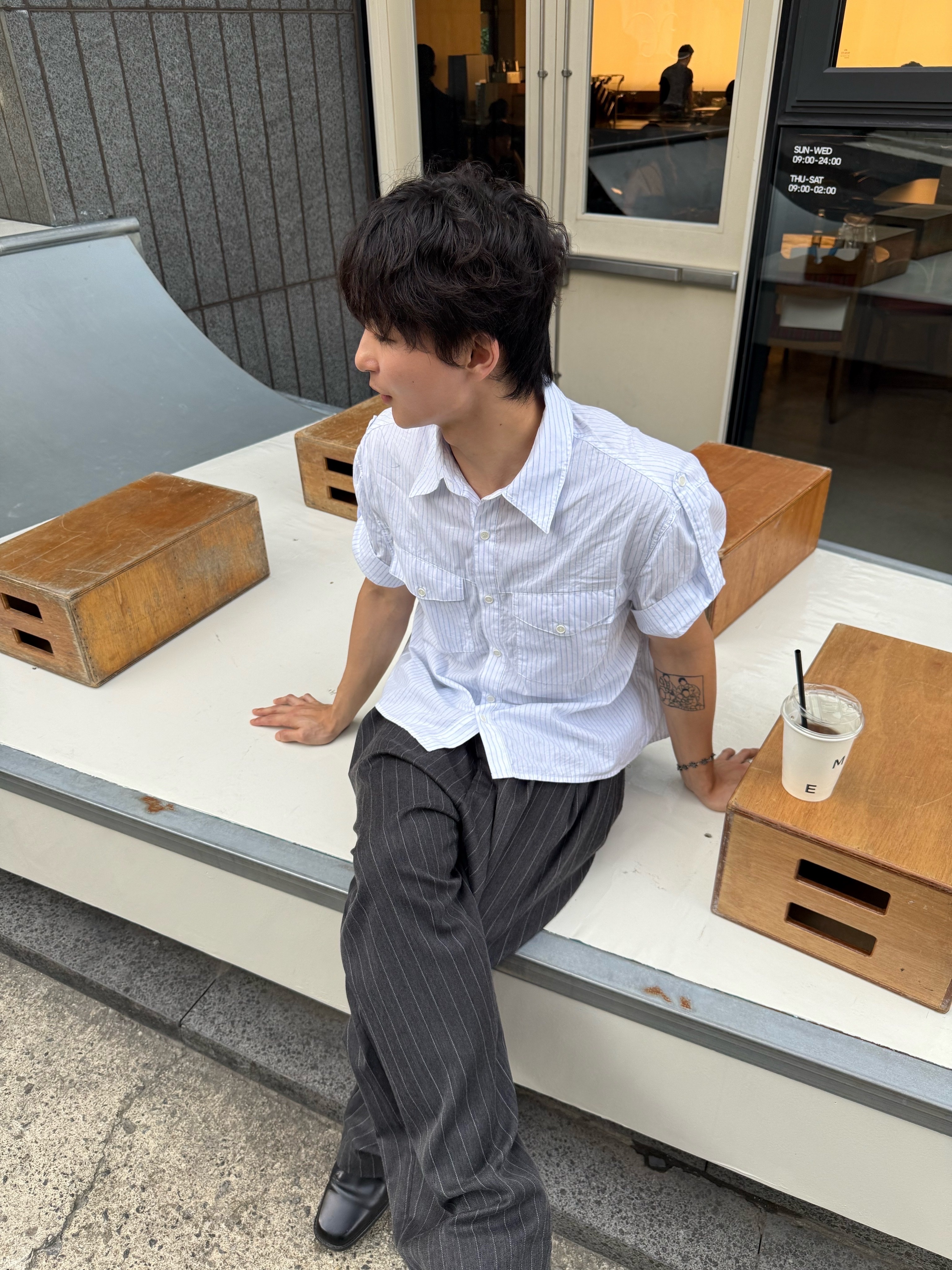 noun Wide Tapered Pants Stripe Charcoal 착용 스타일