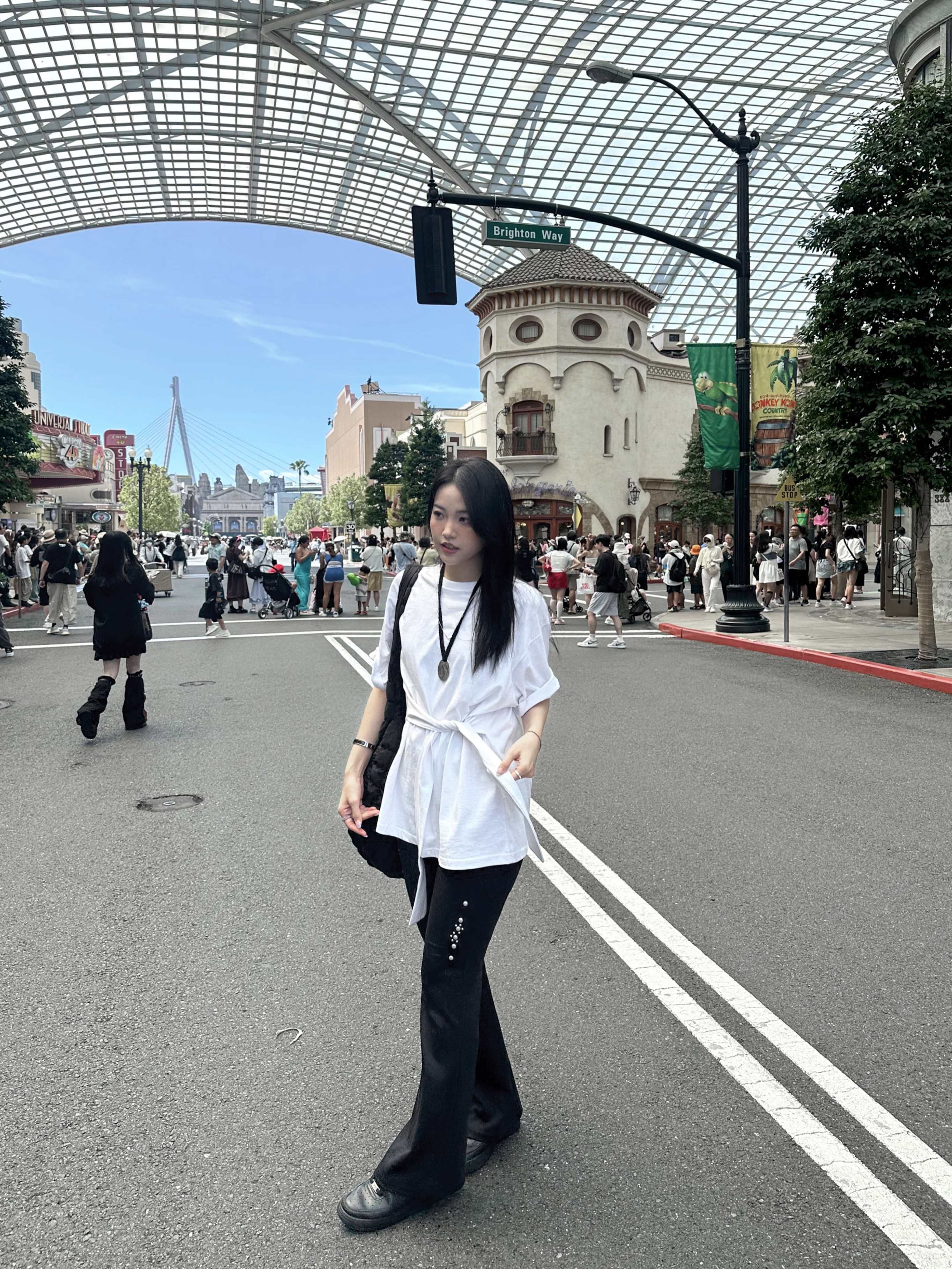 COS Quilted Oversized Shoulder Bag Black, Gucci Trademark Ring With Heart Pendant Silver 착용 스타일 - 6