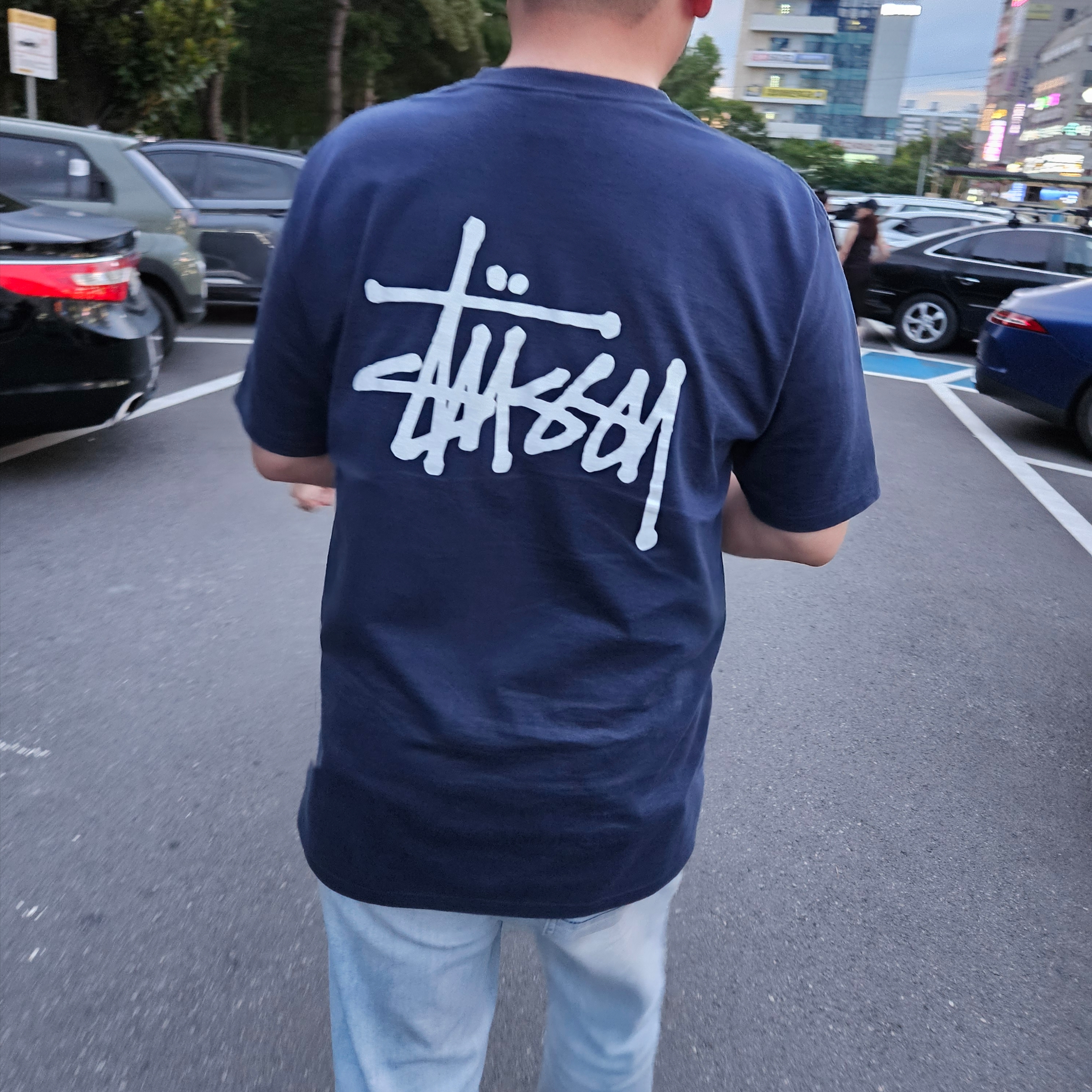 Stussy Basic Stussy T-Shirt Navy 2024, 2025 착용 스타일