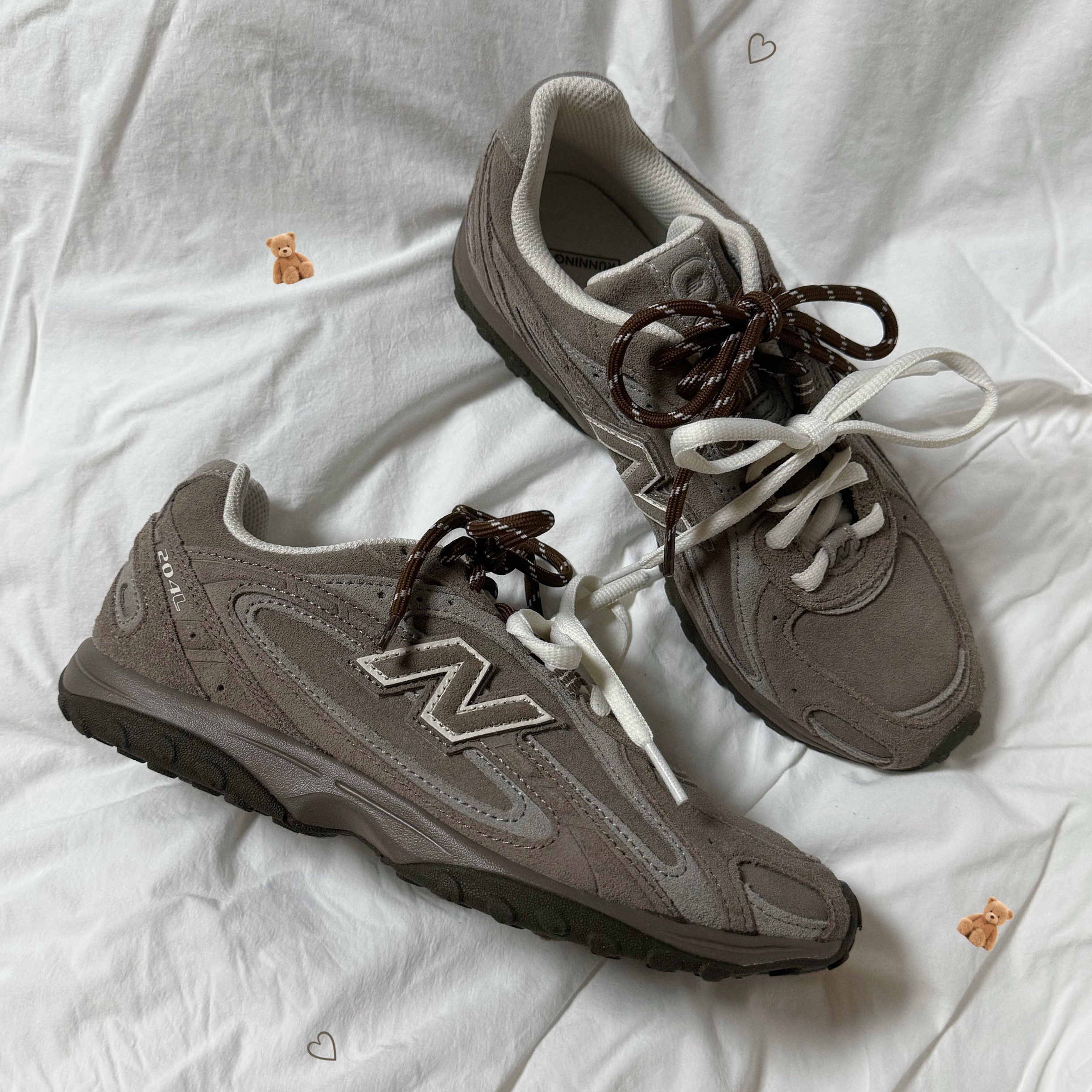 New Balance 204L Suede Mushroom Arid Stone 착용 스타일