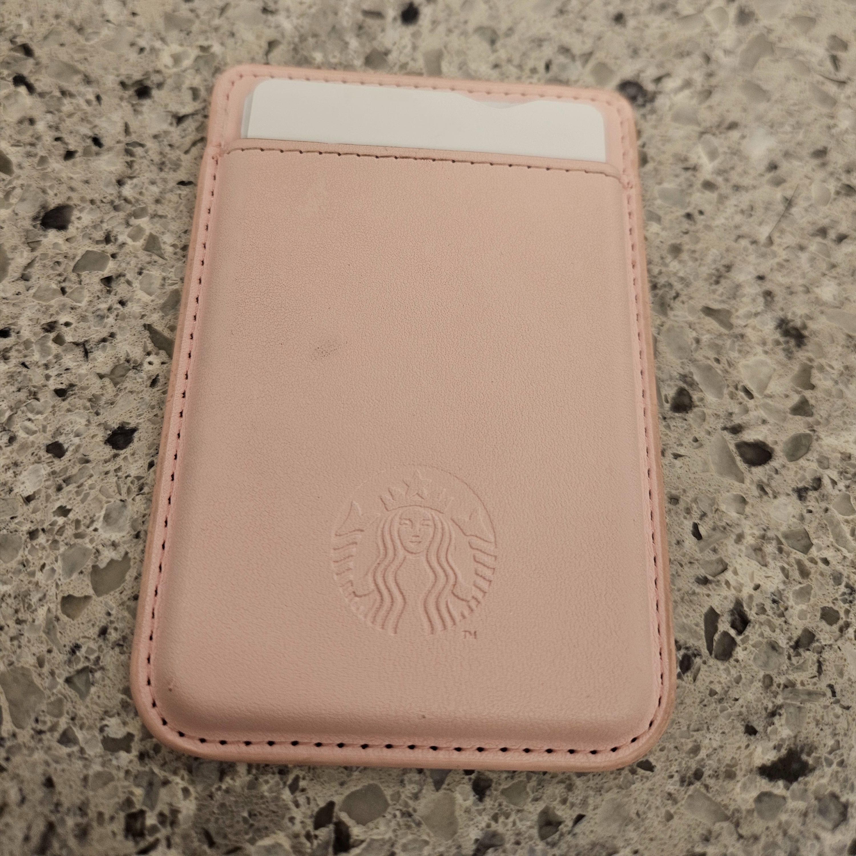 Starbucks Magnetic Card Wallet Soft Pink, Starbucks Magnetic Card Wallet Light Purple 착용 스타일 - 1