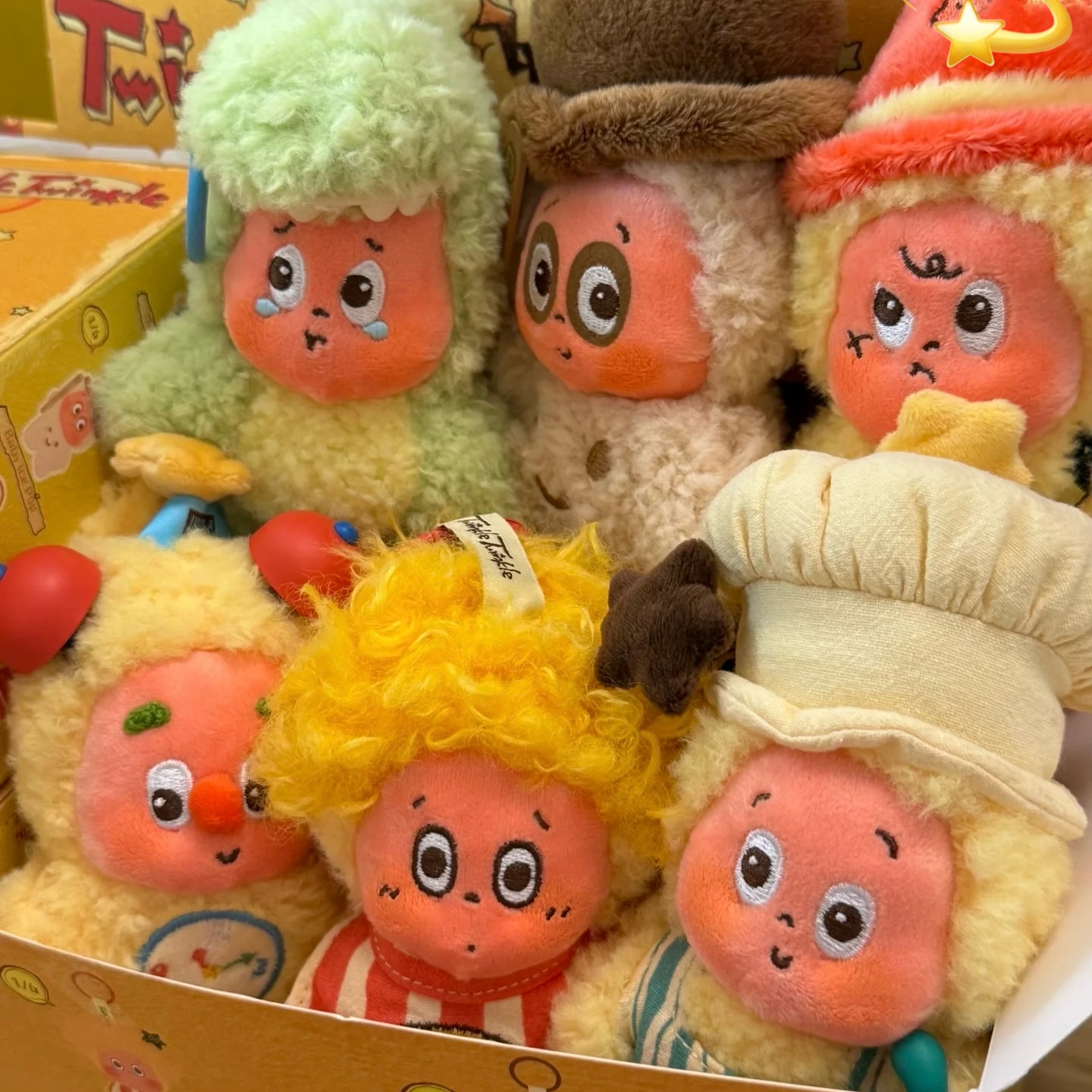 Pop Mart Twinkle Twinkle Be A Little Star Series Plush Pendant Sealed Case (6 Blind Boxes) 착용 스타일 - 2