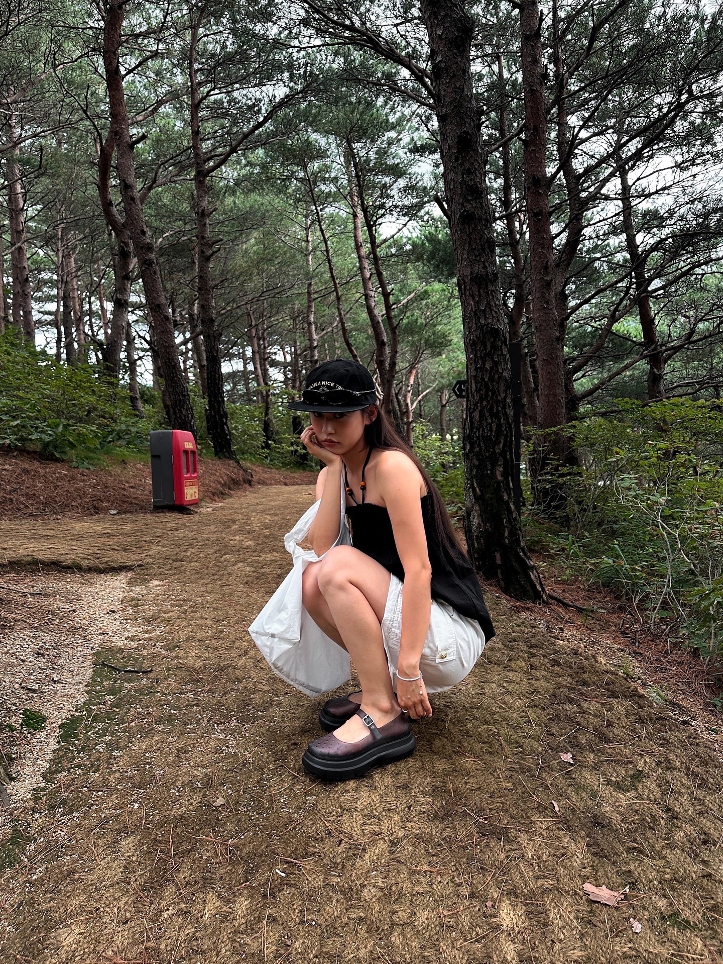 (W) Rockfishweatherwear Glair Flatform Maryjanes Glitter Black 착용 스타일 - 3