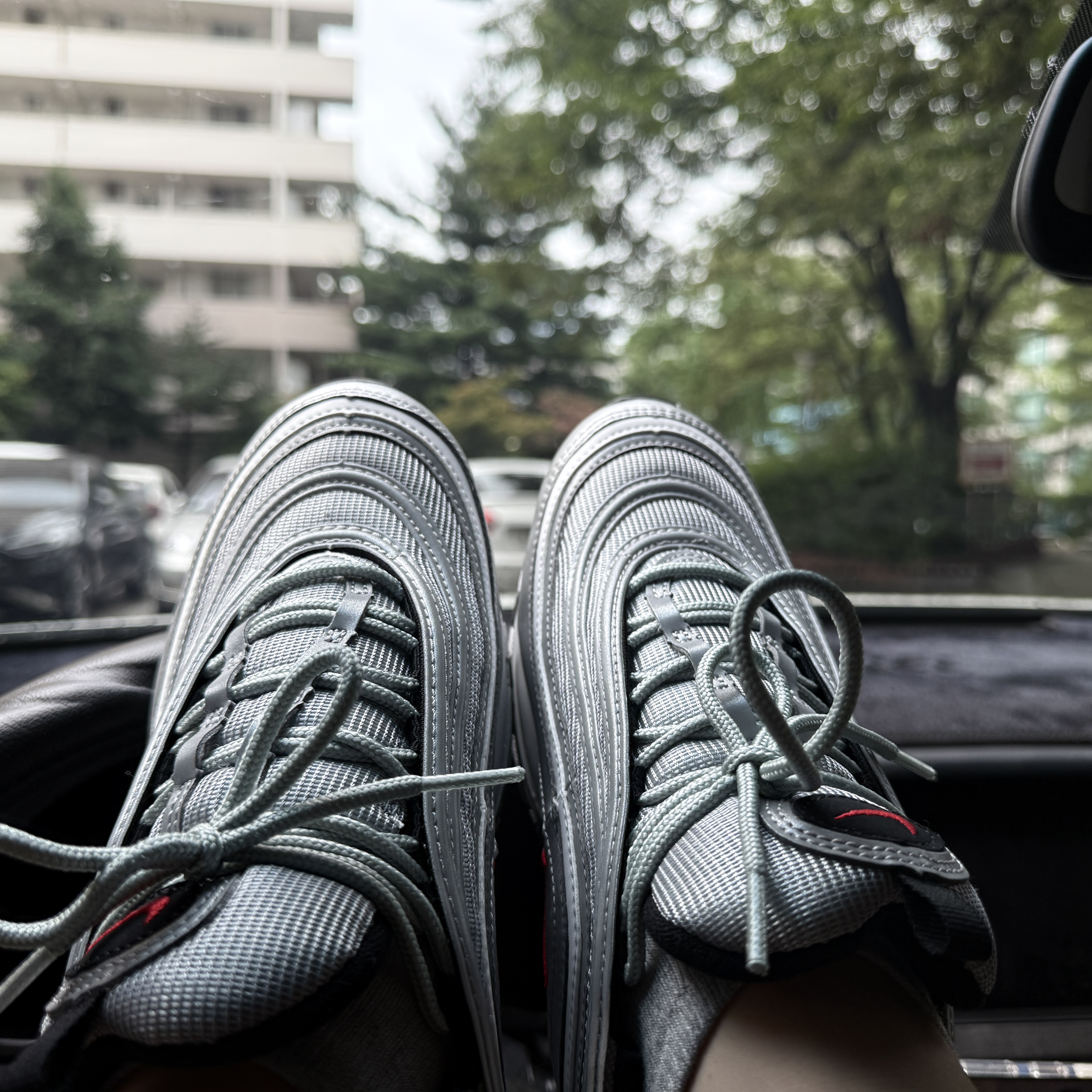 Nike Air Max 97 OG Silver Bullet 2022 착용 스타일 - 2