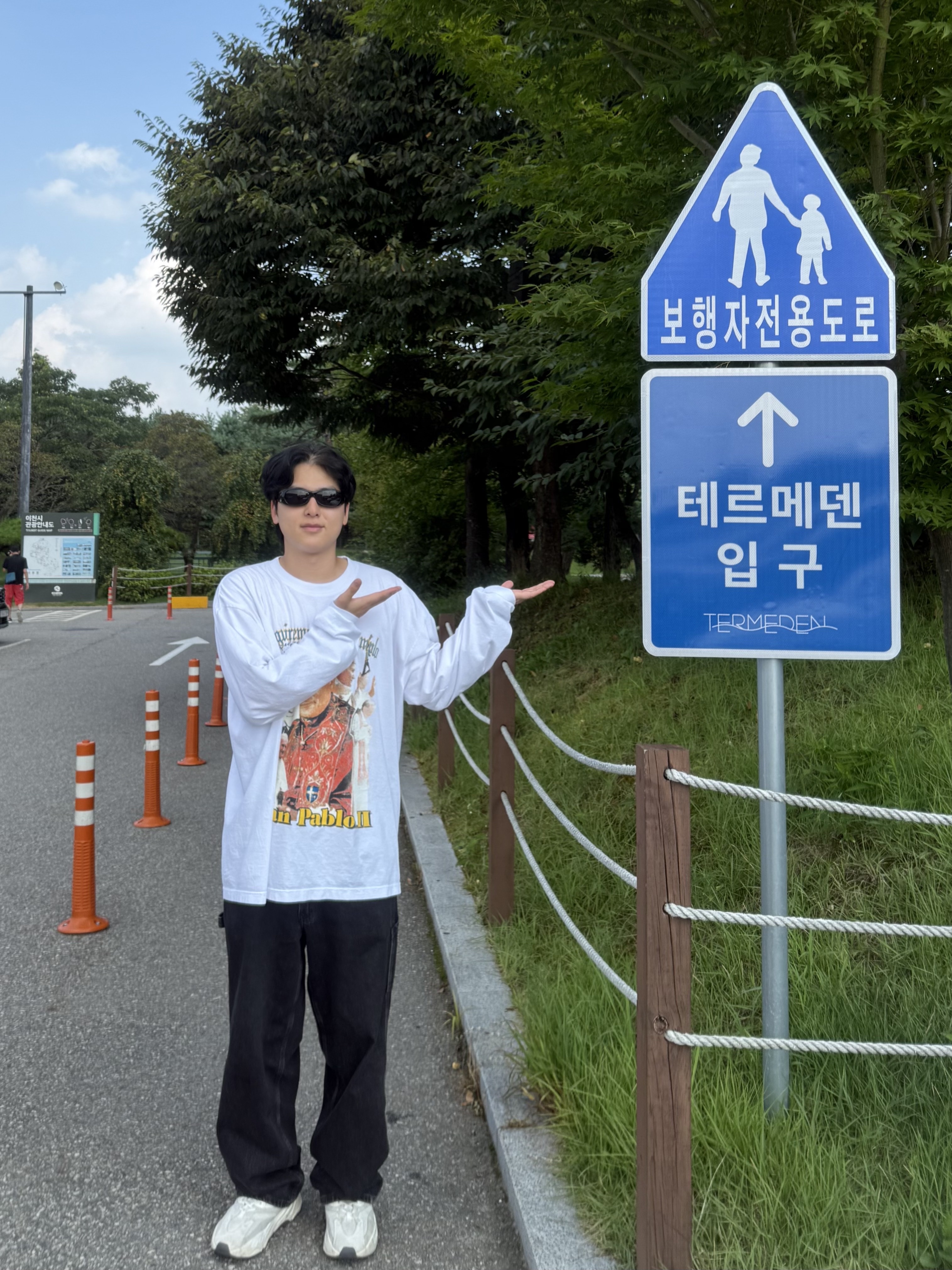 Levi's Silvertab Baggy Carpenter Jeans Black, (W) Asics Gel-1130 White Midnight 착용 스타일 - 4