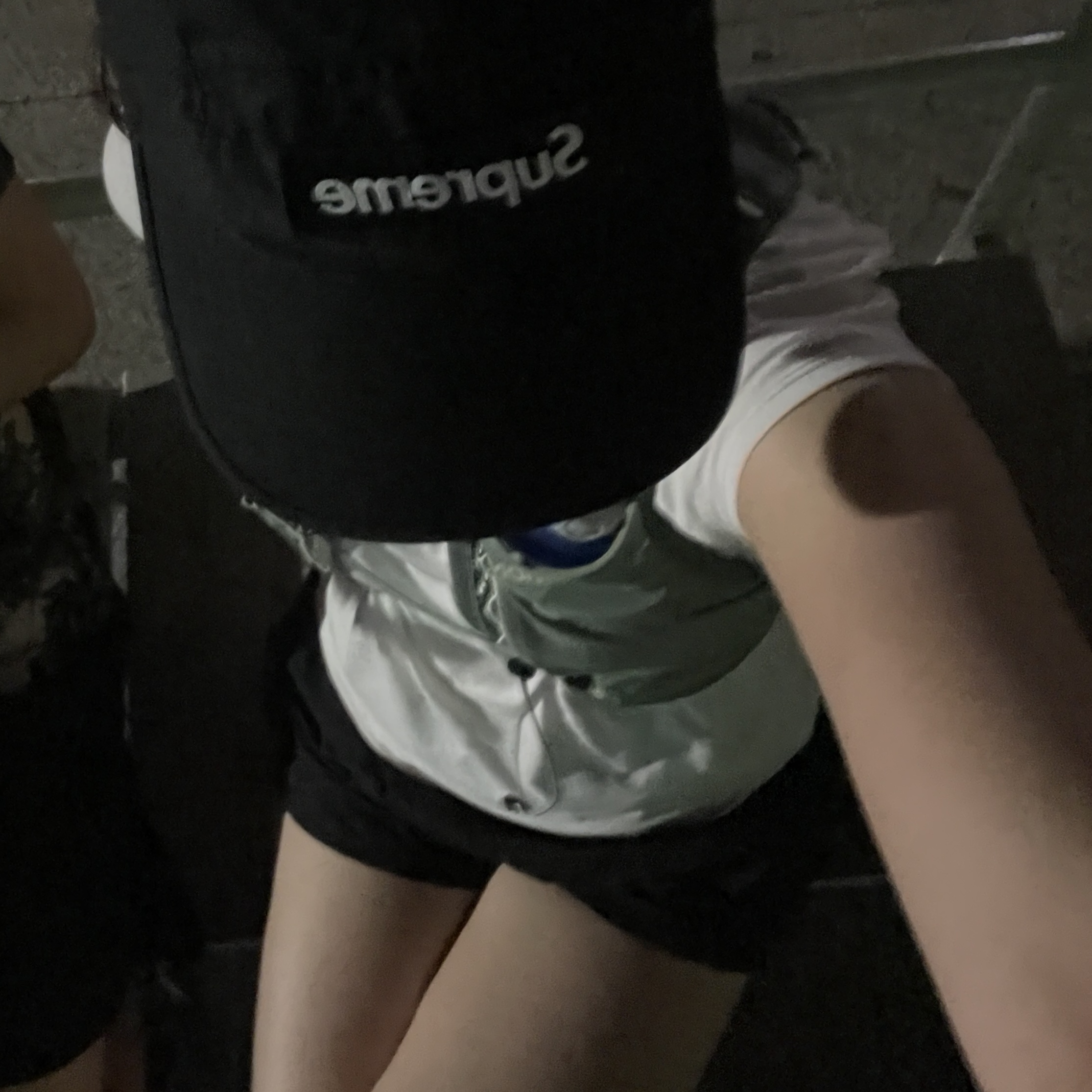 Salomon Active Skin 4 Set Black Metal, Supreme Waxed Cotton Camp Cap Black - 23FW 착용 스타일 - 1