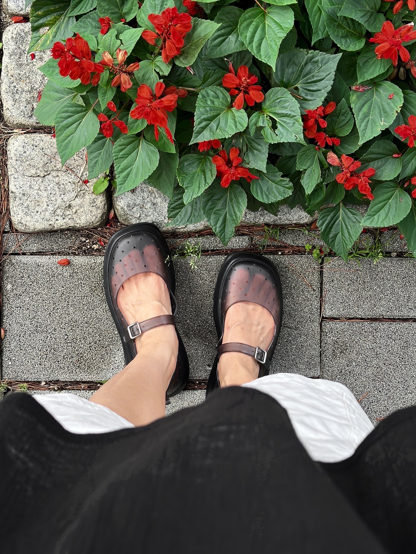 (W) Rockfishweatherwear Glair Flatform Maryjanes Glitter Black 착용 스타일 - 6