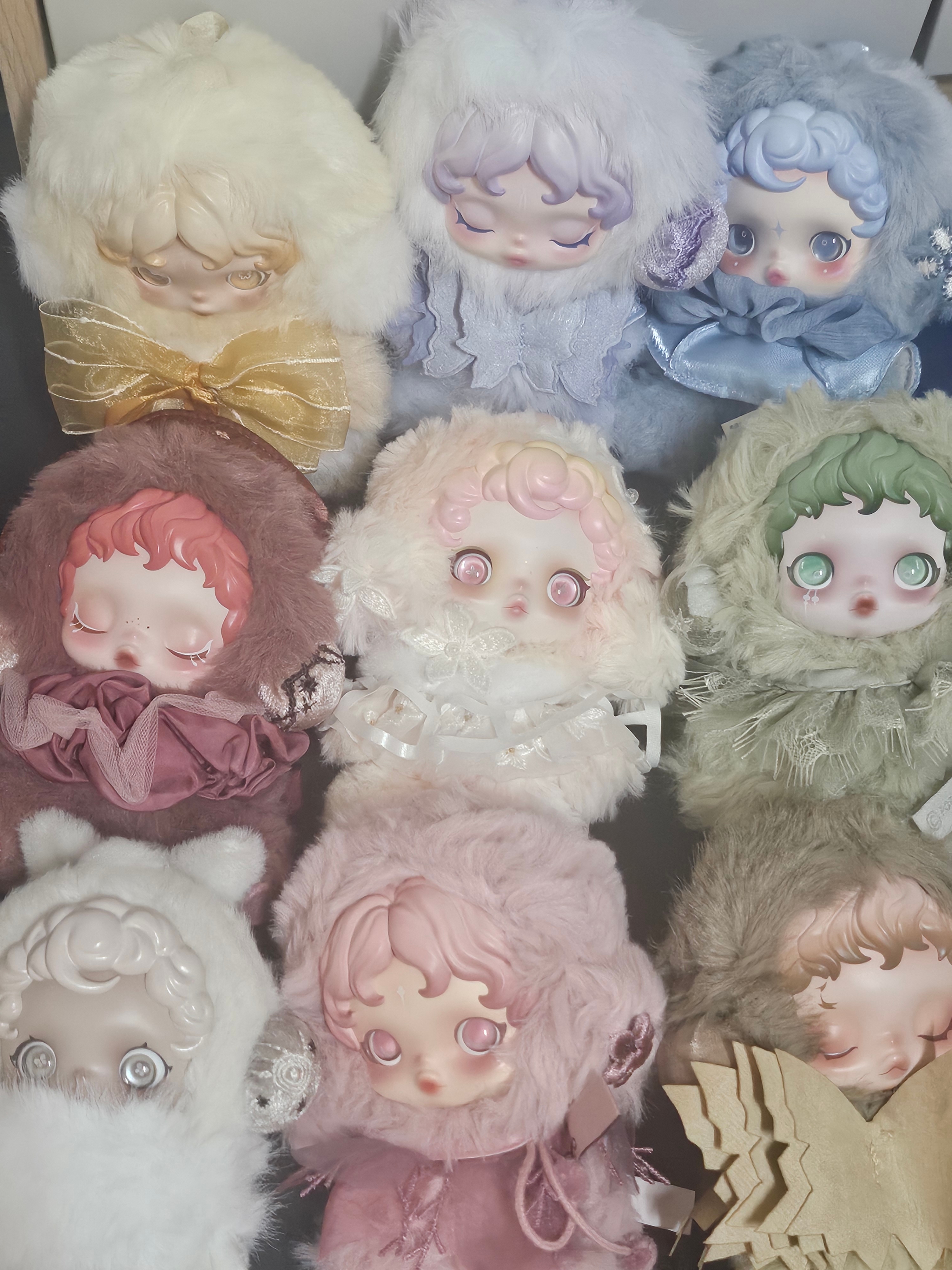 Pop Mart Skullpanda L’Impressionnisme Series Plush Doll (9 Blind Boxes) 착용 스타일