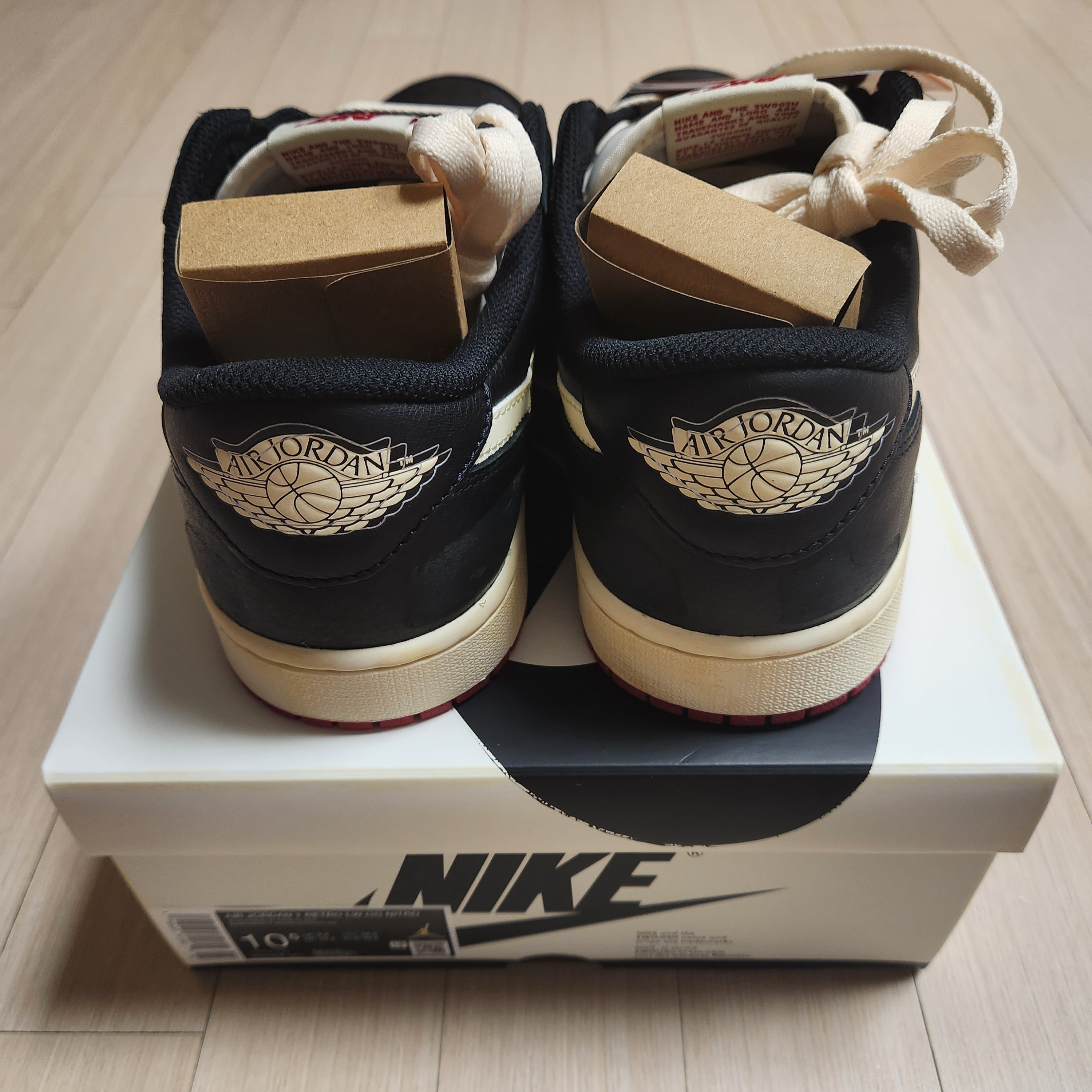 Jordan 1 x Nigel Sylvester Retro Low OG Better With Time 착용 스타일 - 4