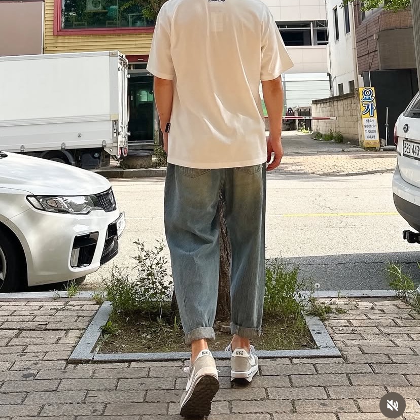 Nike x Sacai x Fragment LDWaffle Light Smoke Grey 착용 스타일 - 3