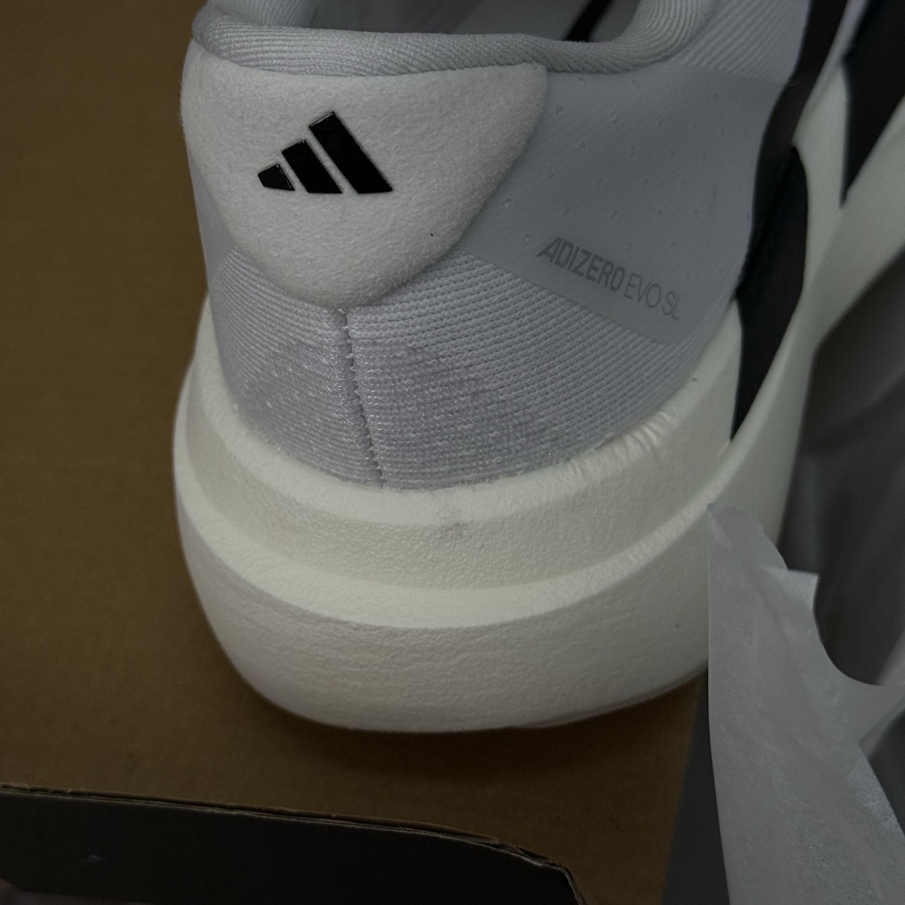 (W) Adidas Adizero EVO SL Cloud White Core Black 착용 스타일