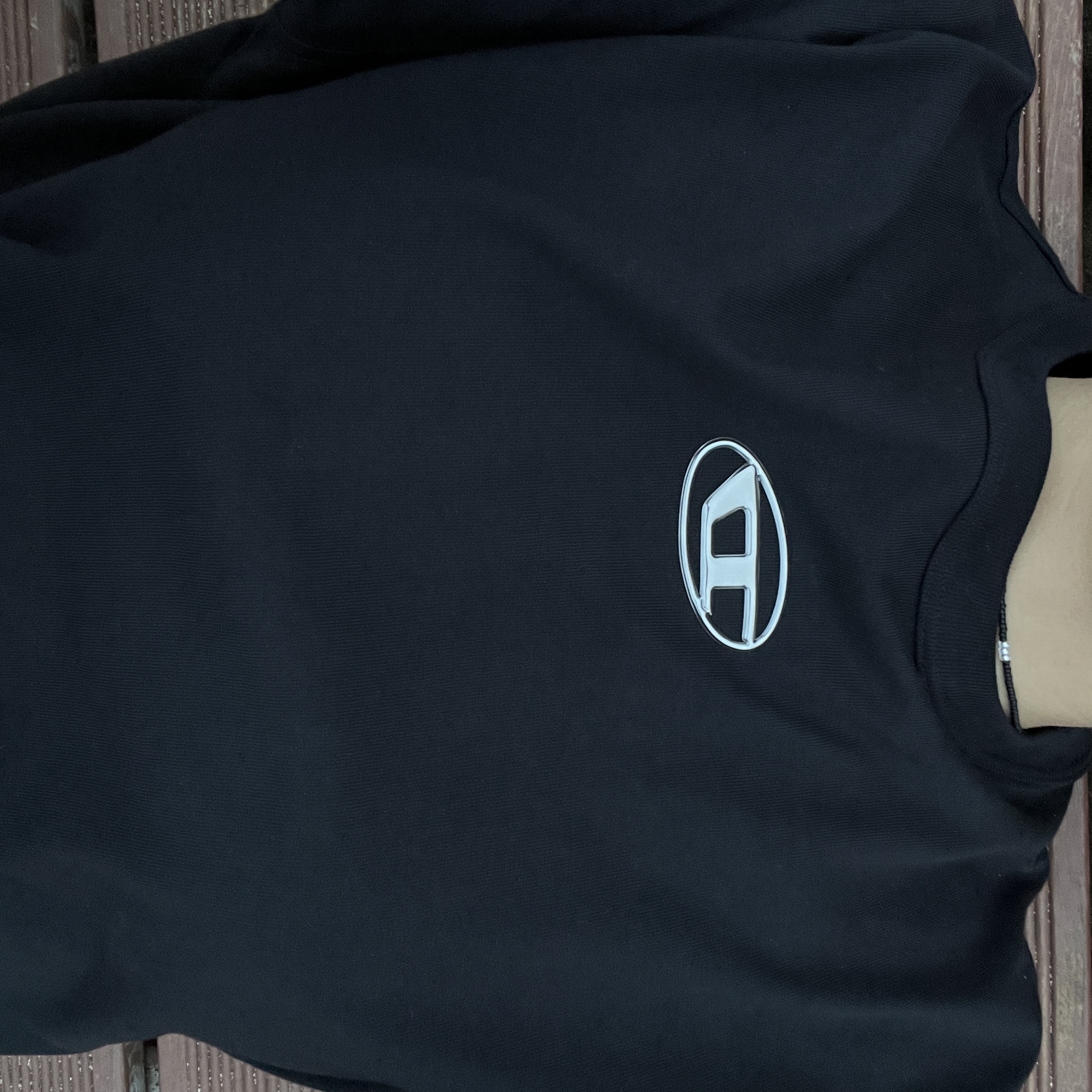 Diesel T-Adjust-Od T-shirt with Metallic Oval D Black 착용 스타일