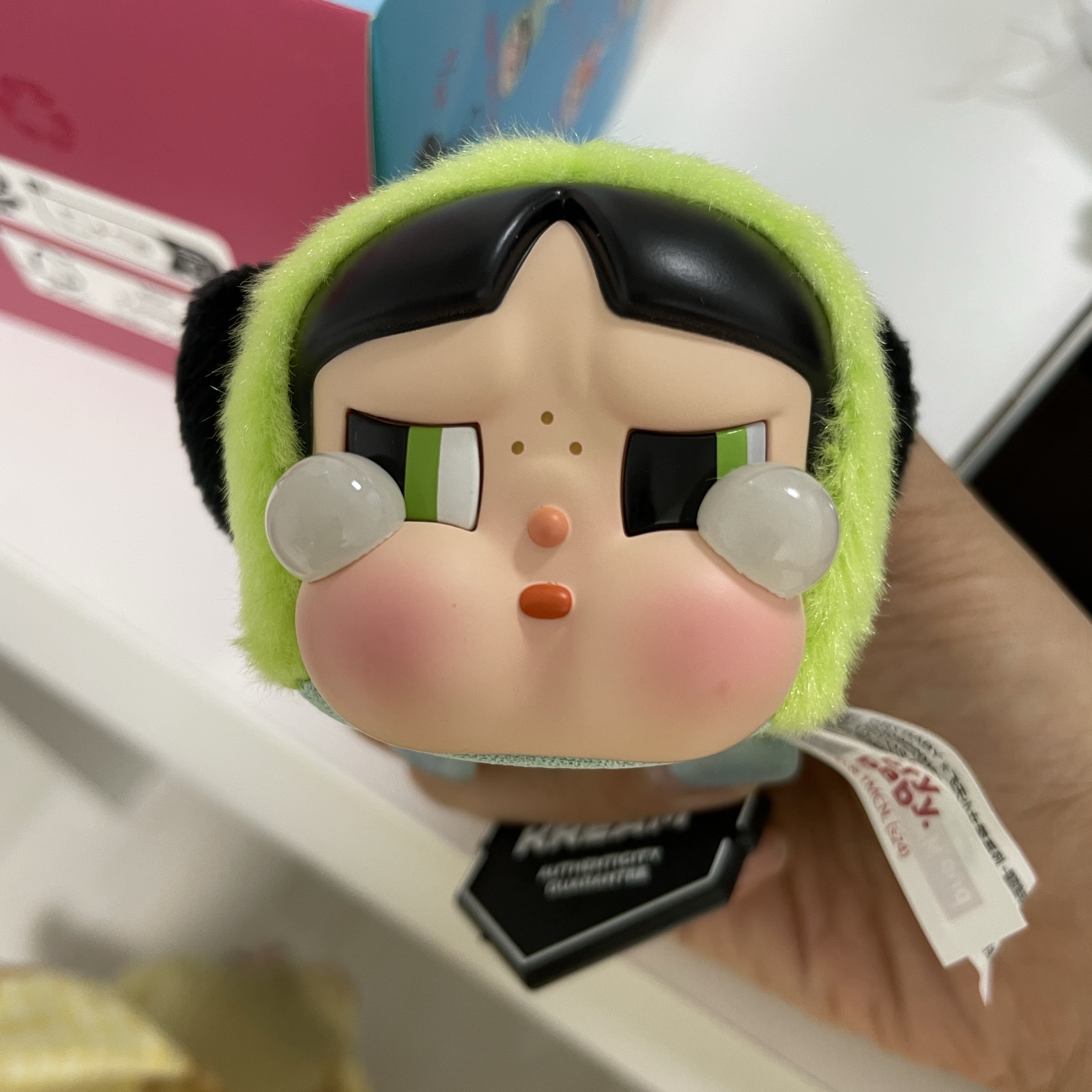 Pop Mart Crybaby x Powerpuff Girls Series Keyring Buttercup (Opened Case) 착용 스타일