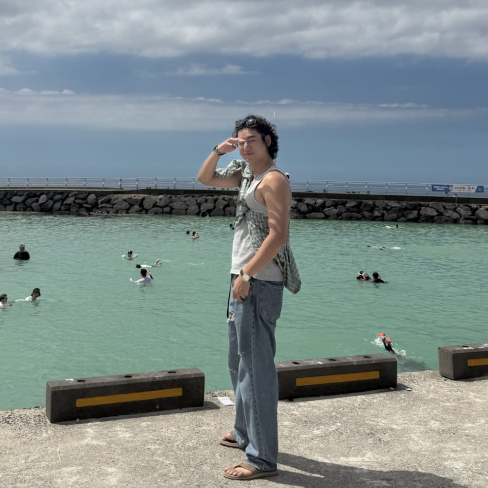 Ray-Ban DADDY-O II Polished Black Frame Green Classic G-15 Lenses, Island Slipper Classic Ultimate Suede Taupe Tan 착용 스타일 - 1