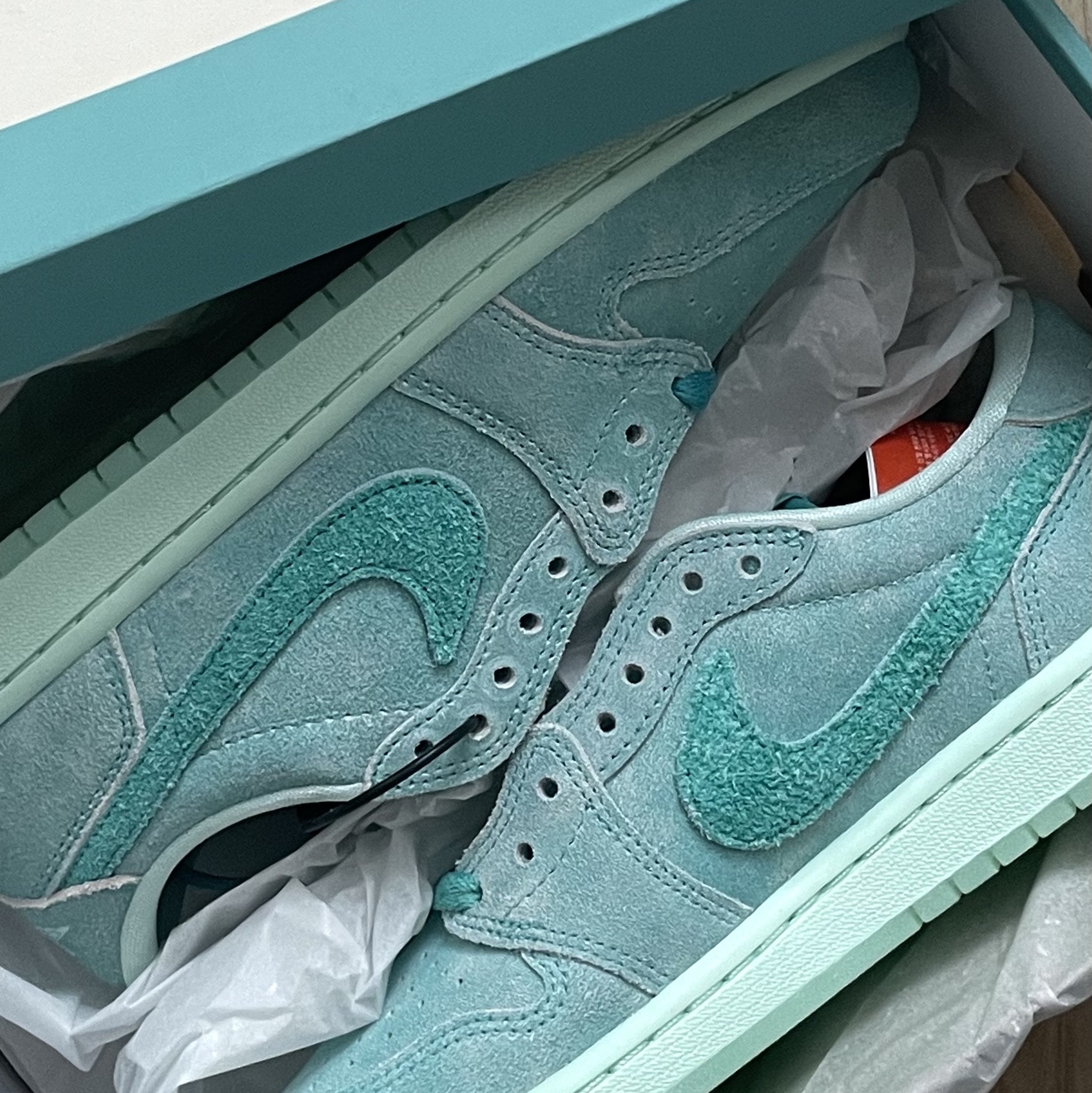 (W) Jordan 1 Retro Low OG Washed Teal 착용 스타일 - 2