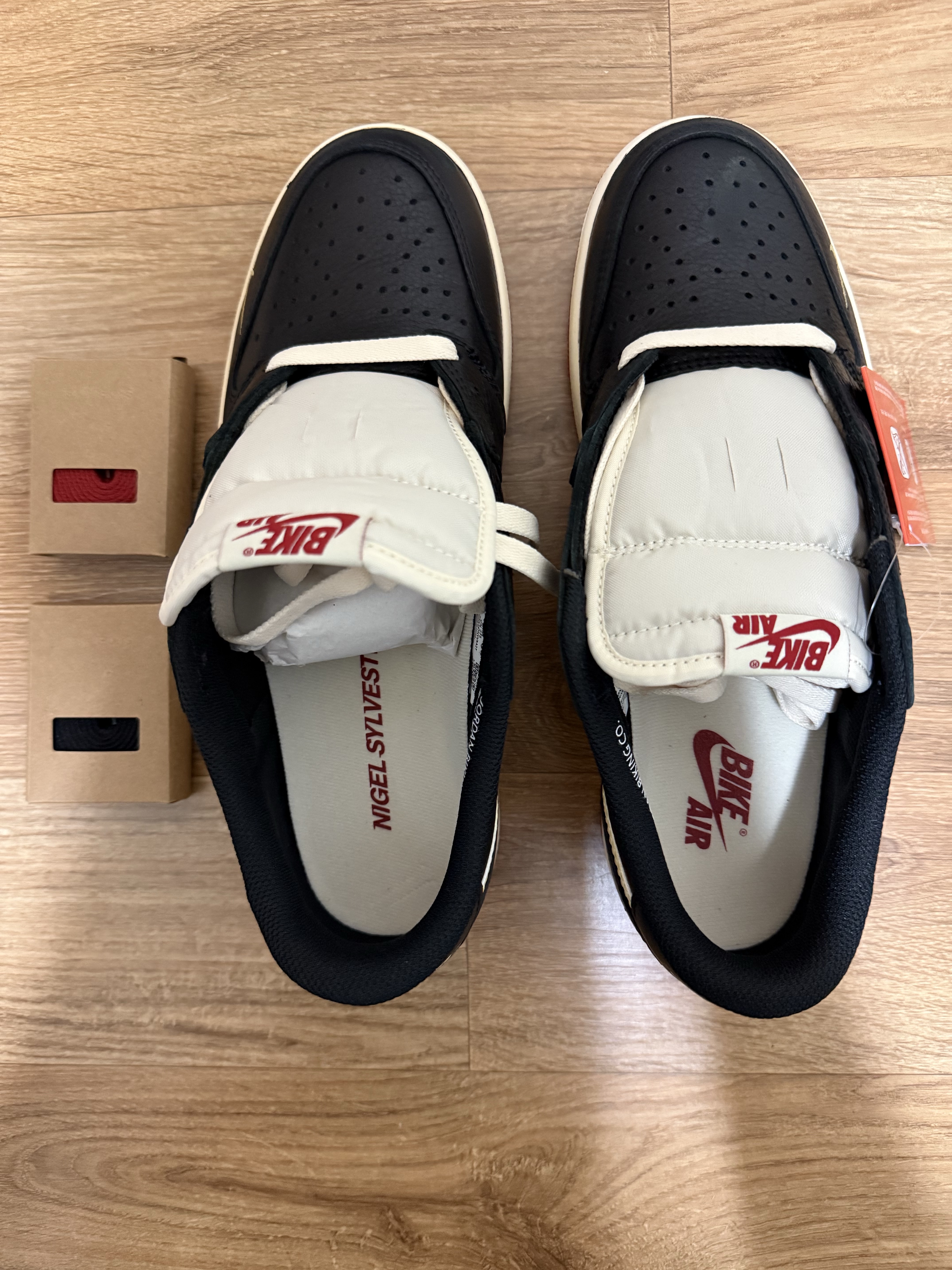 Jordan 1 x Nigel Sylvester Retro Low OG Better With Time 착용 스타일 - 4