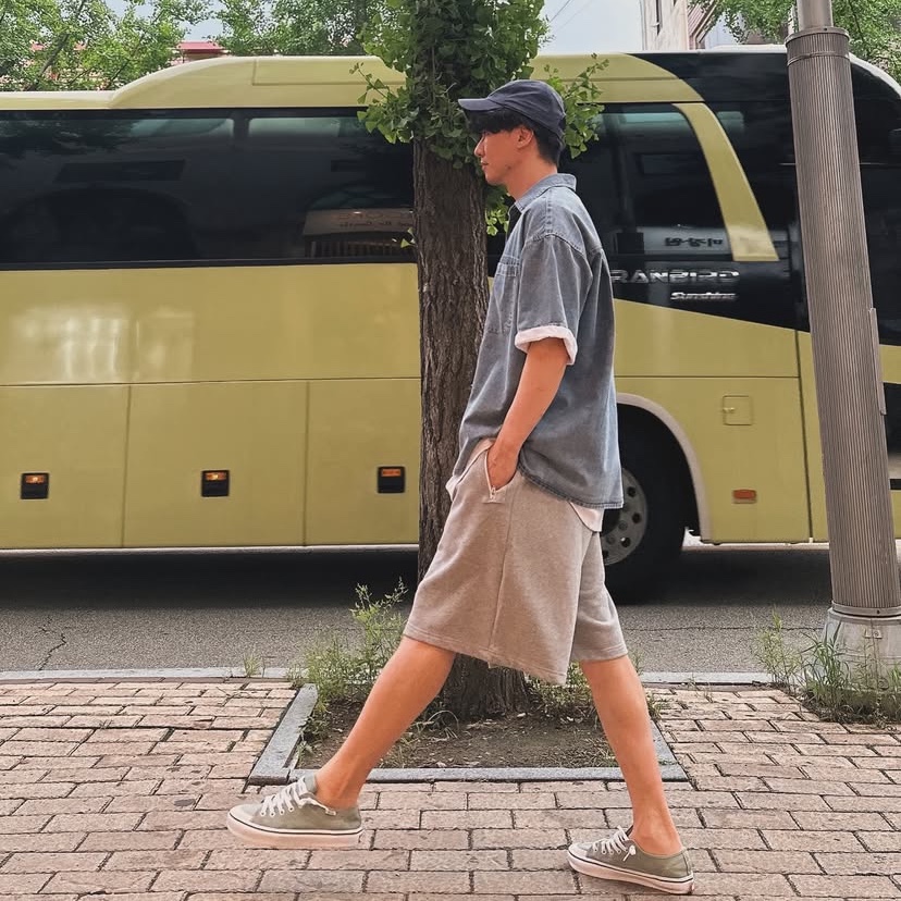 Vans Color Theory Authentic Green 착용 스타일 - 3