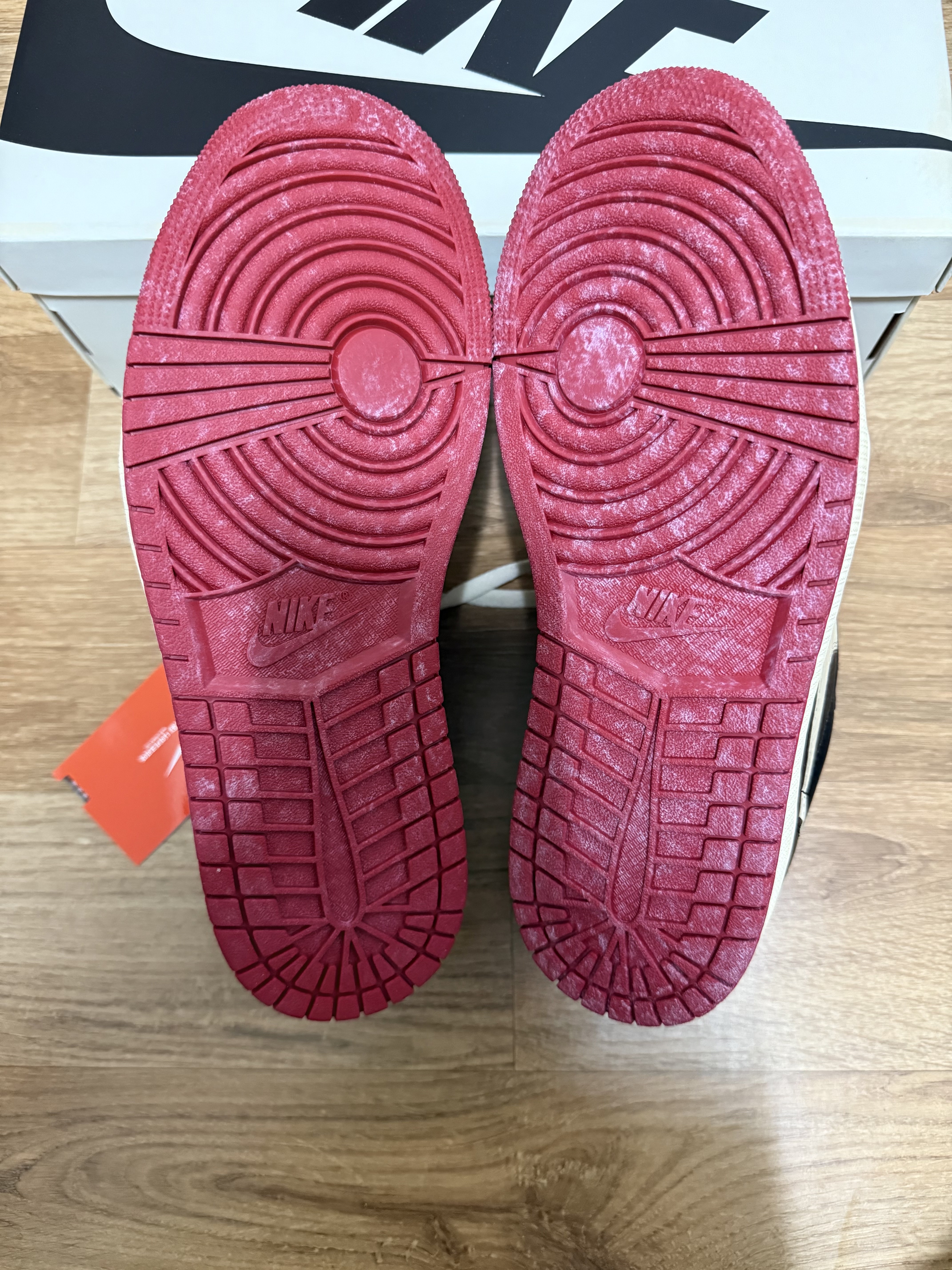 Jordan 1 x Nigel Sylvester Retro Low OG Better With Time 착용 스타일 - 8