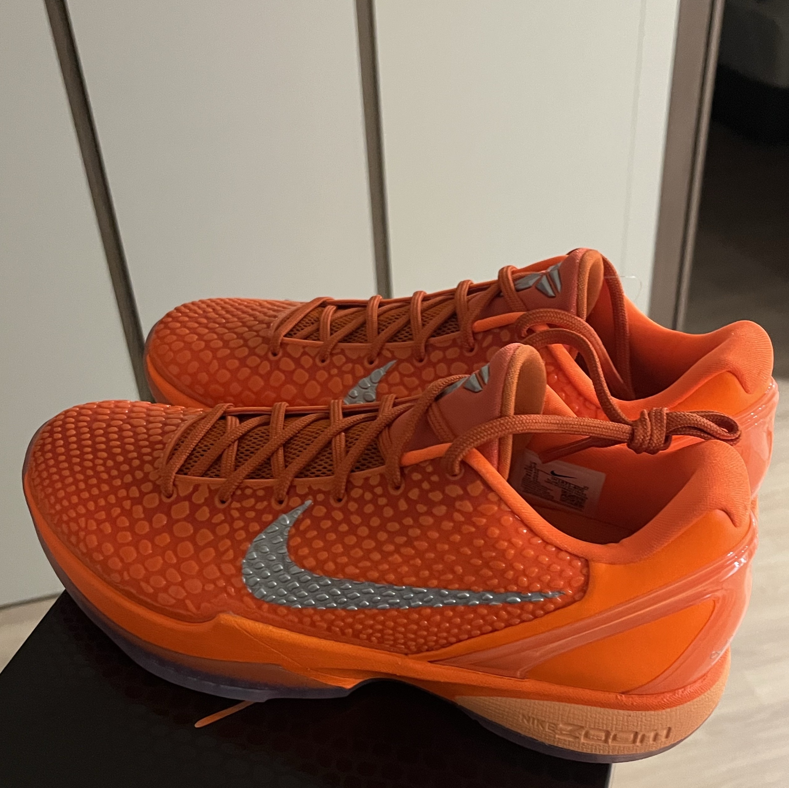 Nike Kobe 6 Protro Total Orange 착용 스타일