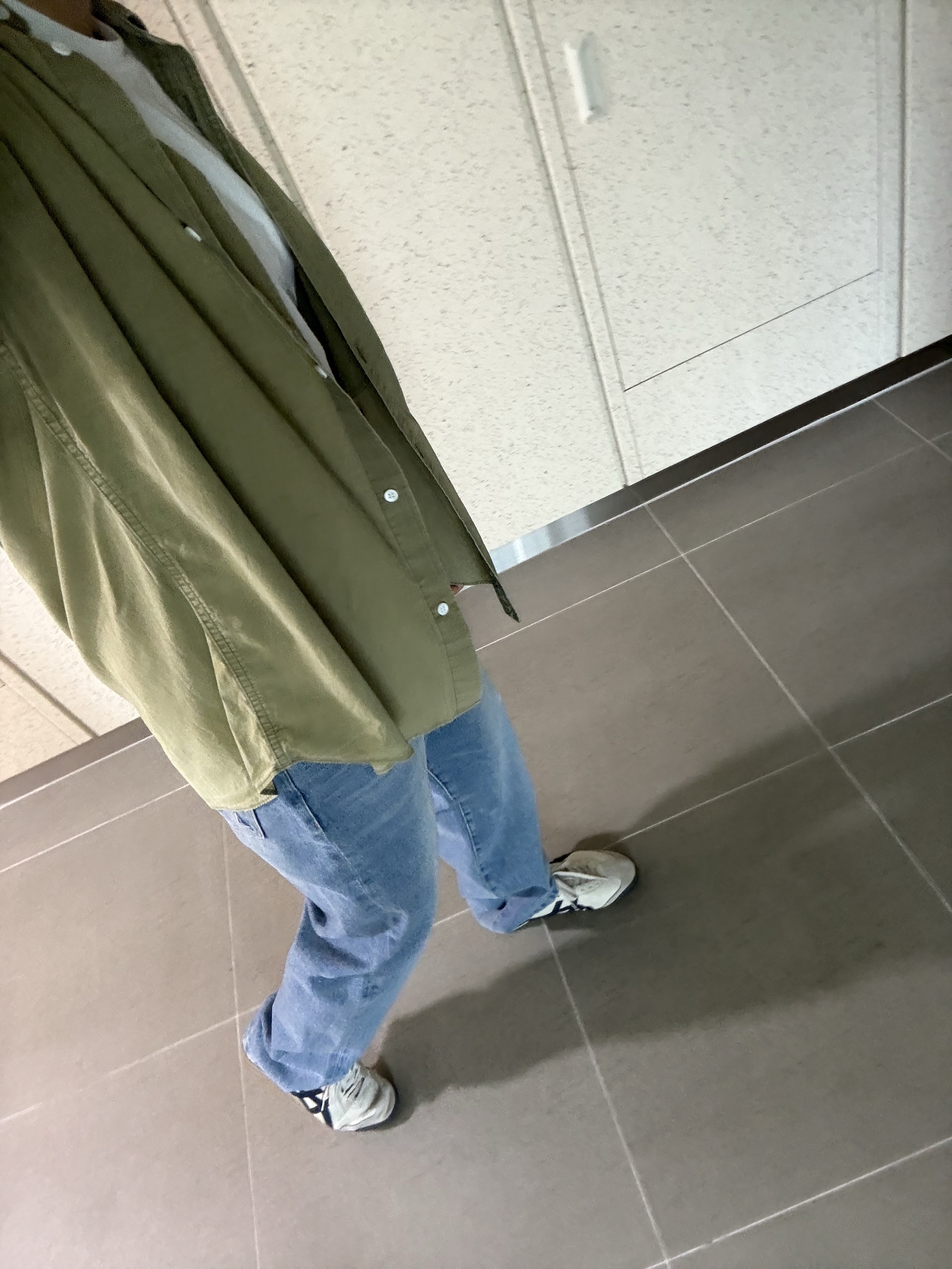 Onitsuka Tiger Mexico 66 Birch 착용 스타일 - 3