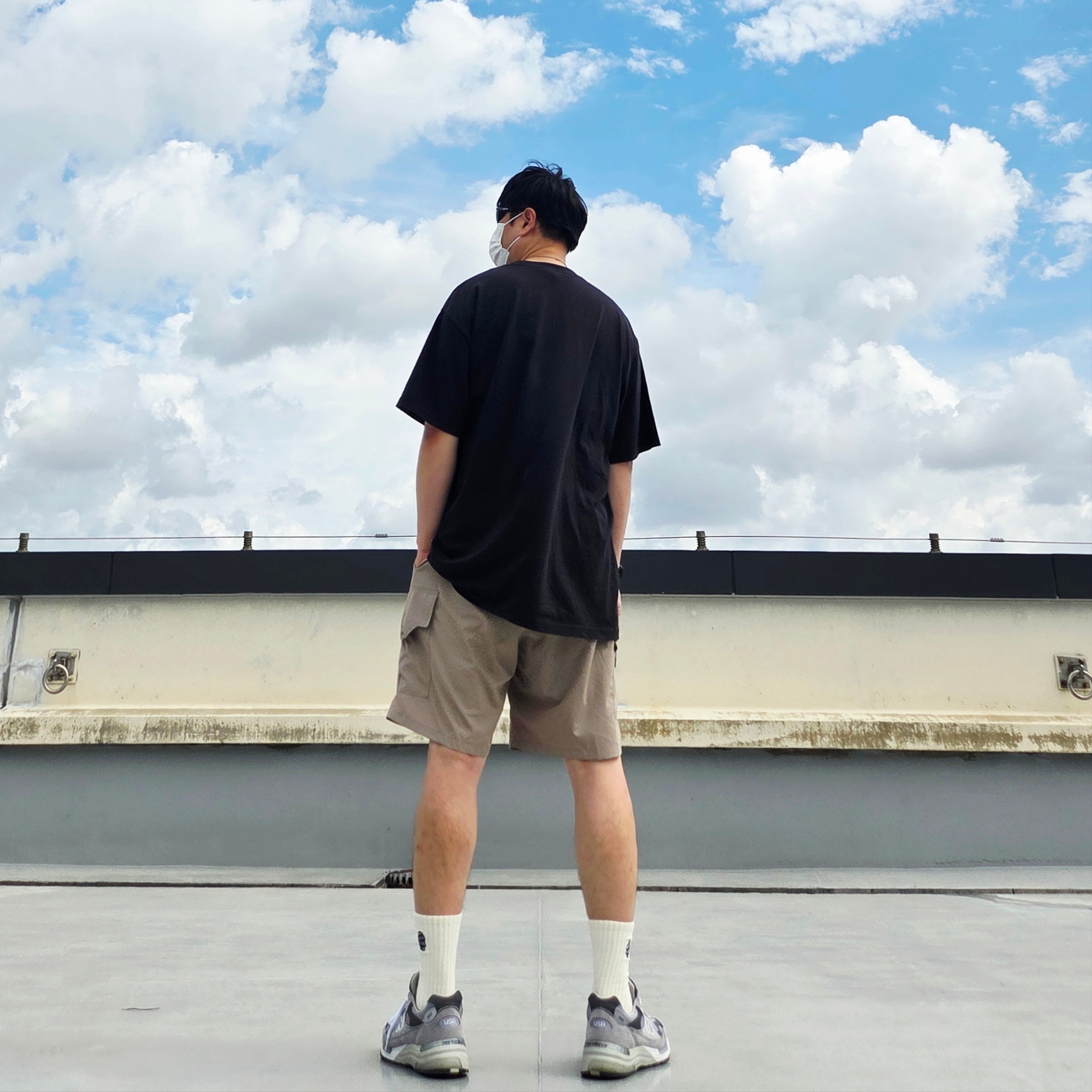 Supreme Announcing T-Shirt Black - 25SS, Oakley Eye Jacket Redux Matte Black Frame Prizm Grey Lenses High Bridge Fit 착용 스타일 - 5