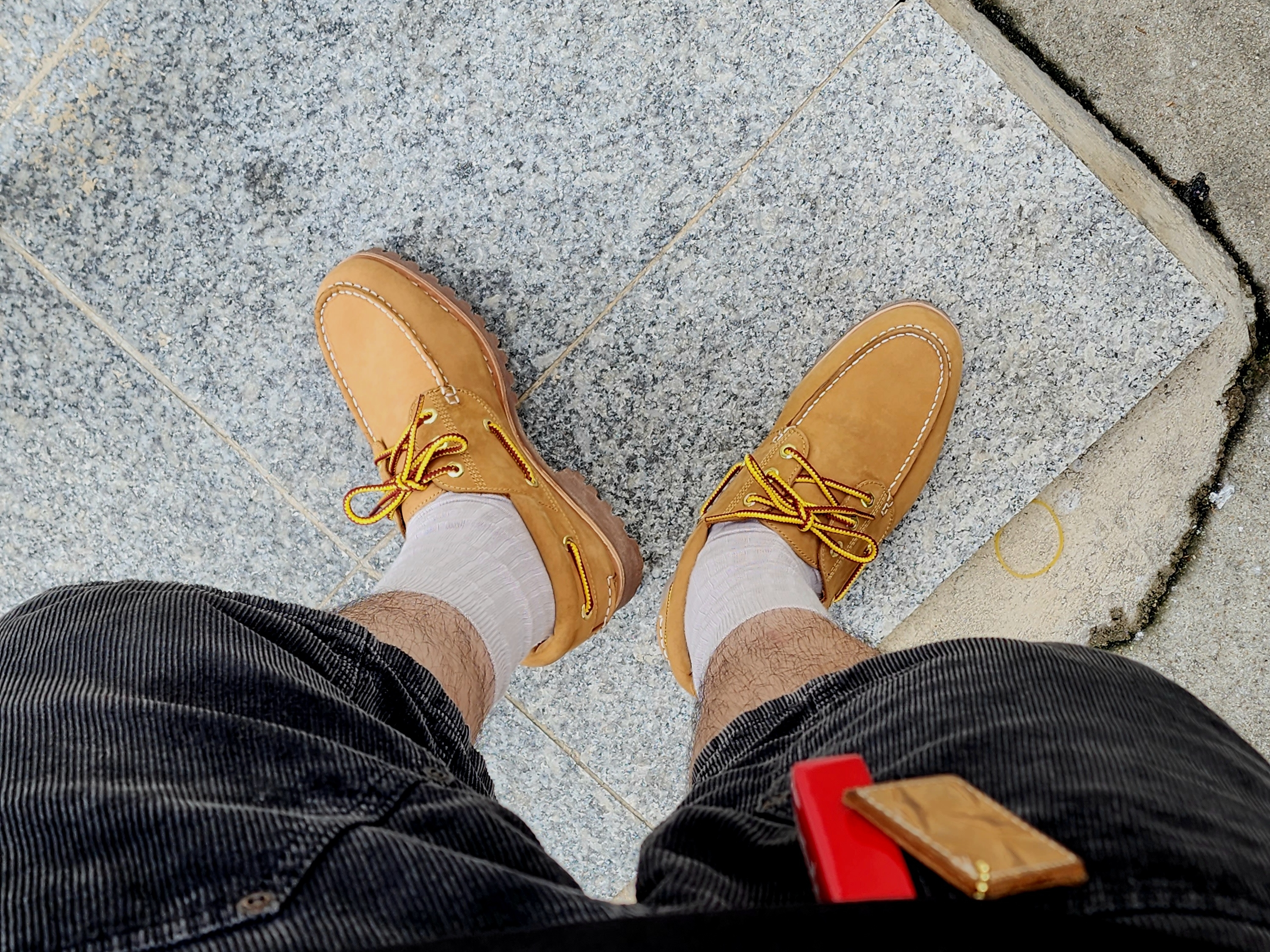 Timberland x AndreM Hoffwann 3-Eye Classic Lug Wheat - Wide, Supreme Floating Keychain Red - 23FW 착용 스타일 - 4