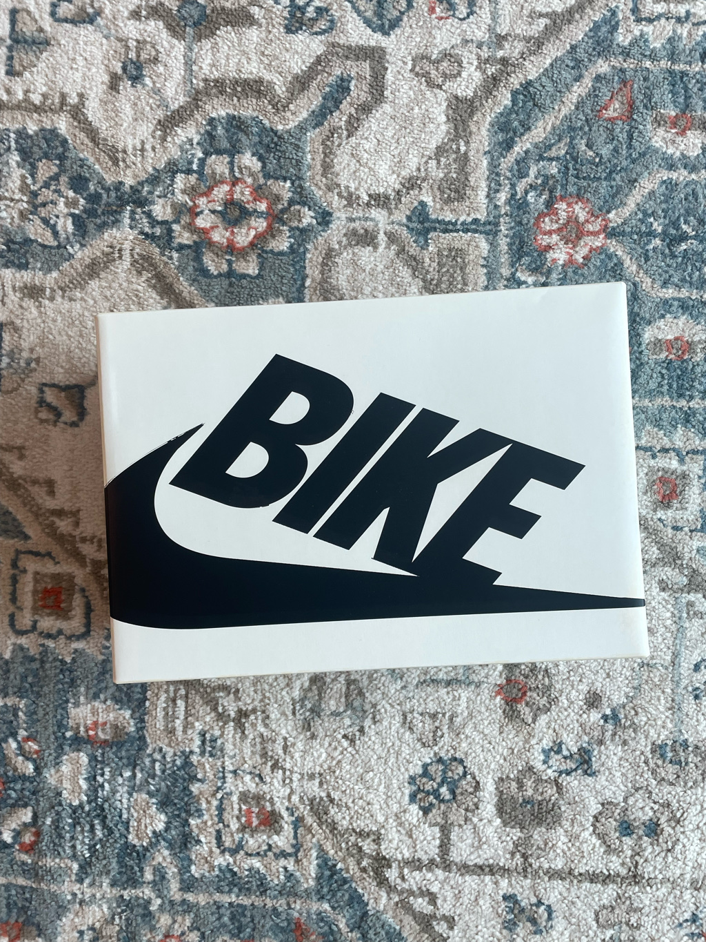 Jordan 1 x Nigel Sylvester Retro Low OG Better With Time 착용 스타일 - 1