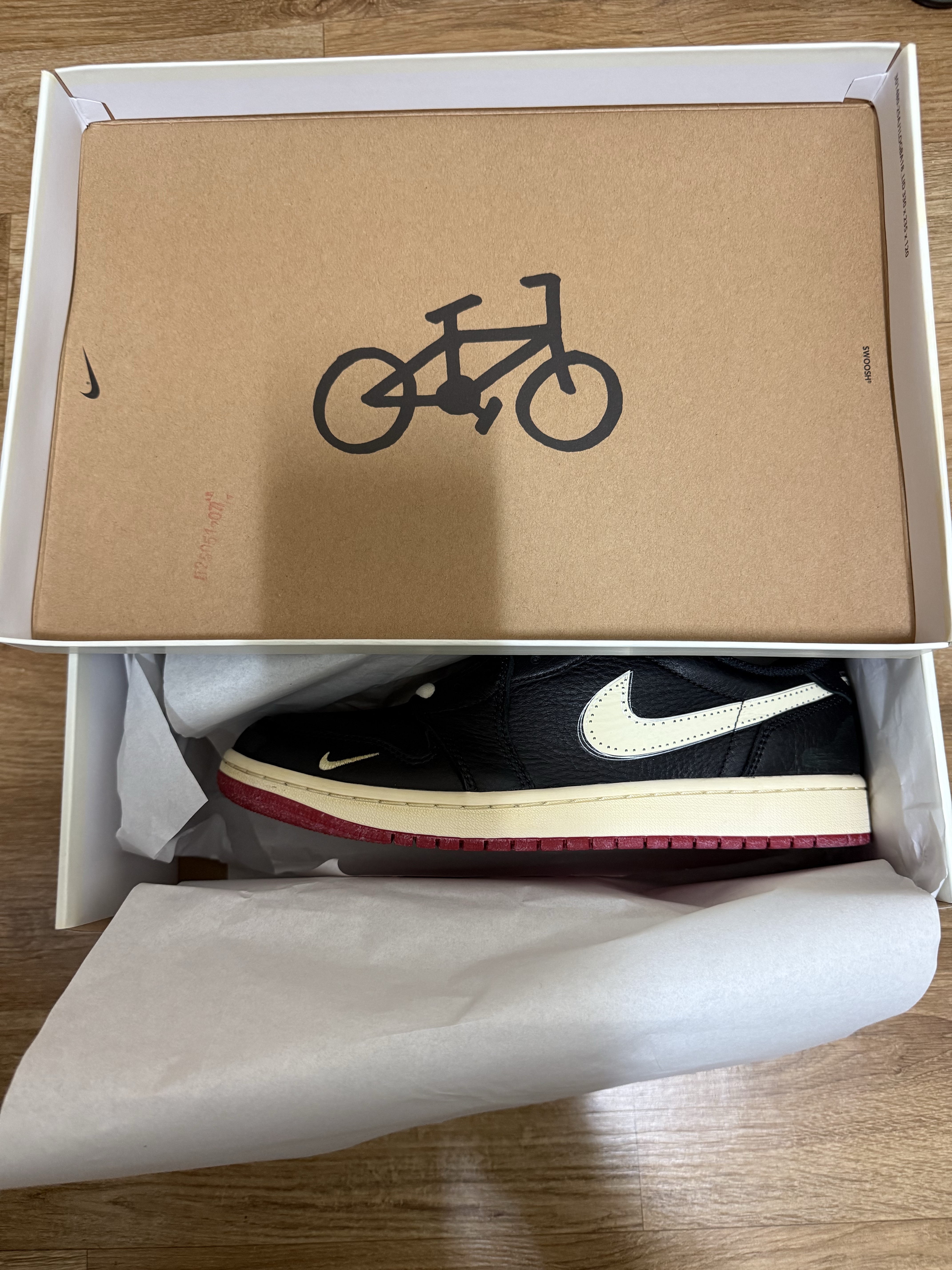 Jordan 1 x Nigel Sylvester Retro Low OG Better With Time 착용 스타일 - 2
