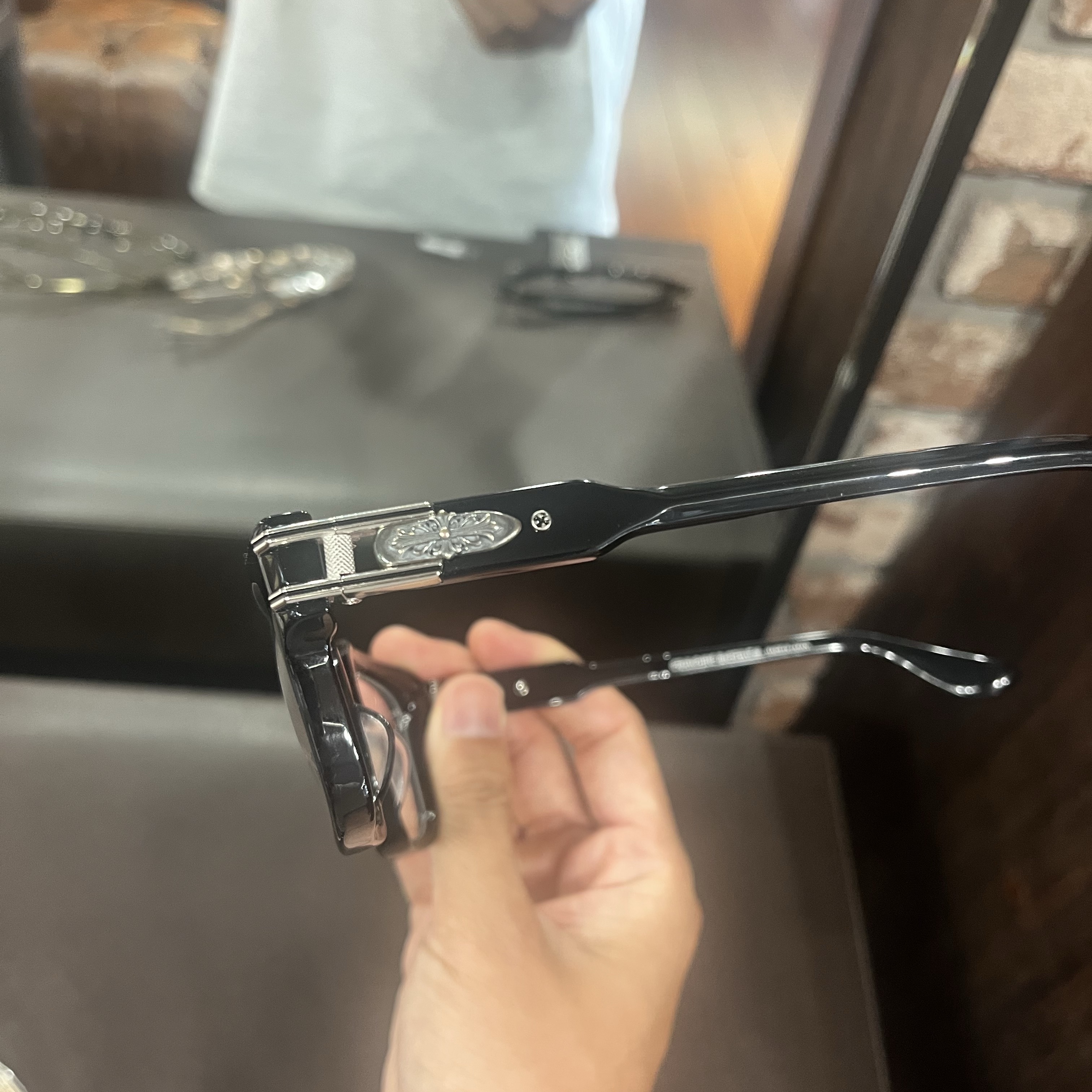 Chrome Hearts Bulge Black Shiny Silver 착용 스타일 - 2