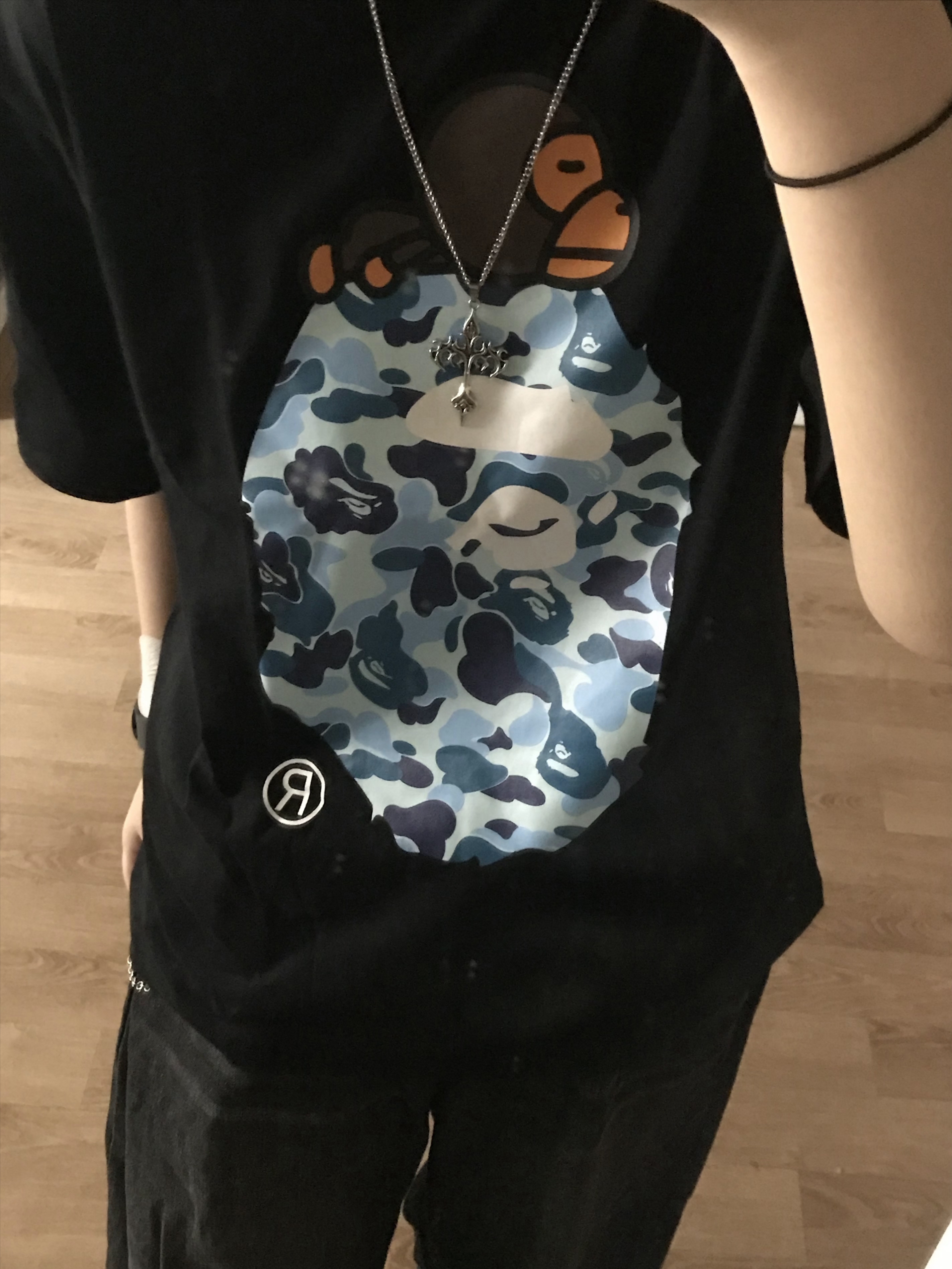 BAPE ABC Camo Milo on Big Ape T-Shirt Black Blue 착용 스타일
