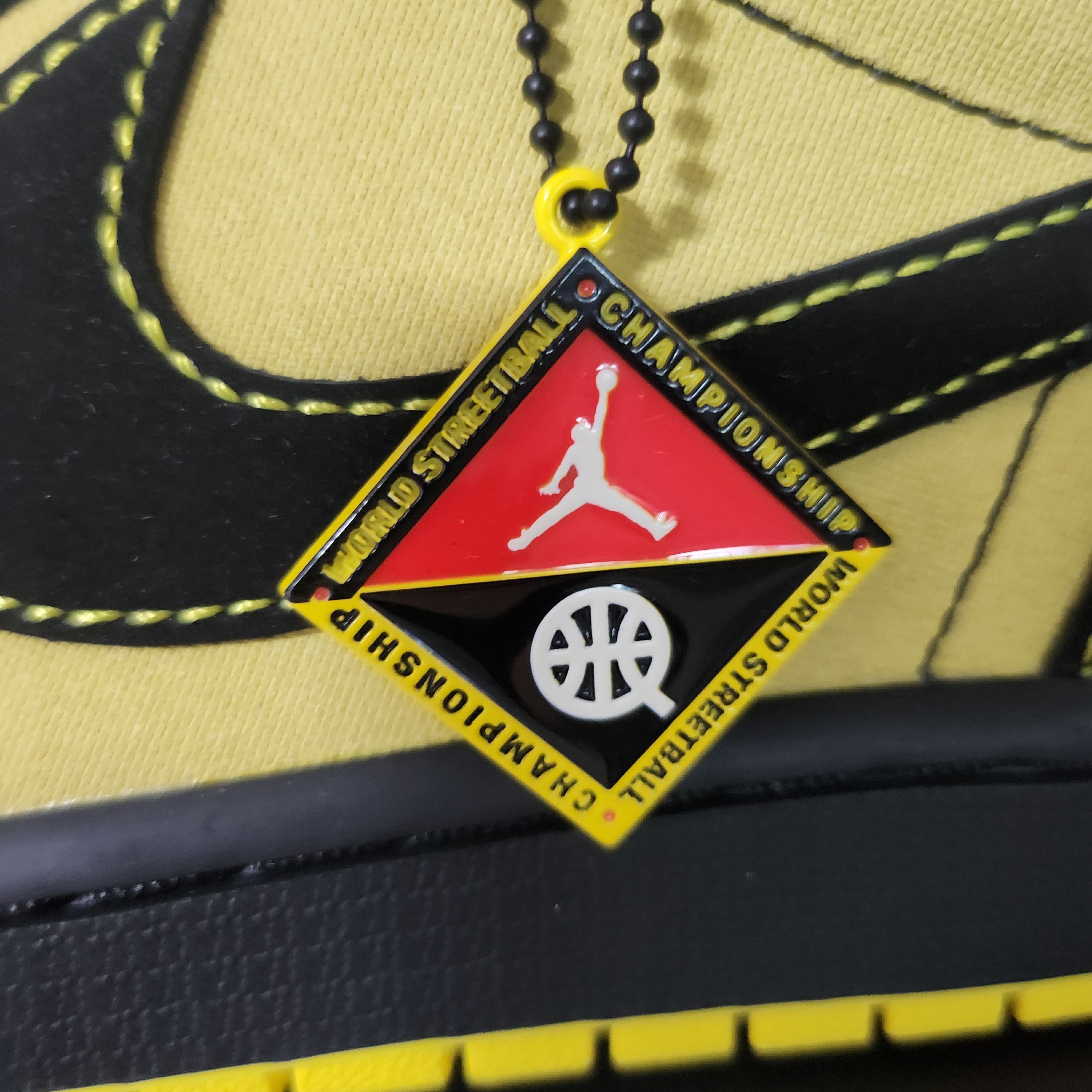Jordan 1 Retro Low OG Quai 54 착용 스타일 - 4