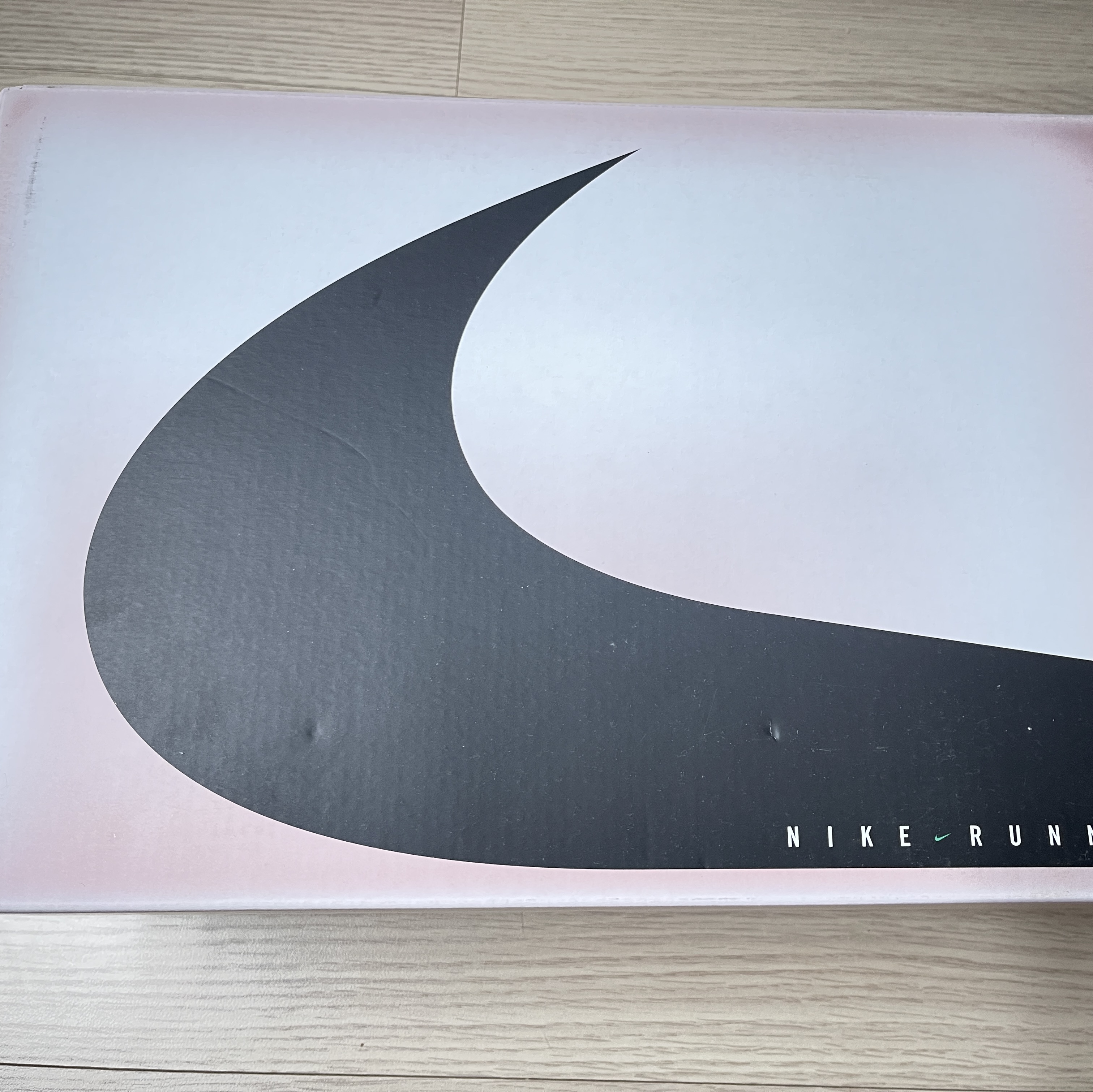 Nike Pegasus 41 Eliud Kipchoge 착용 스타일 - 1