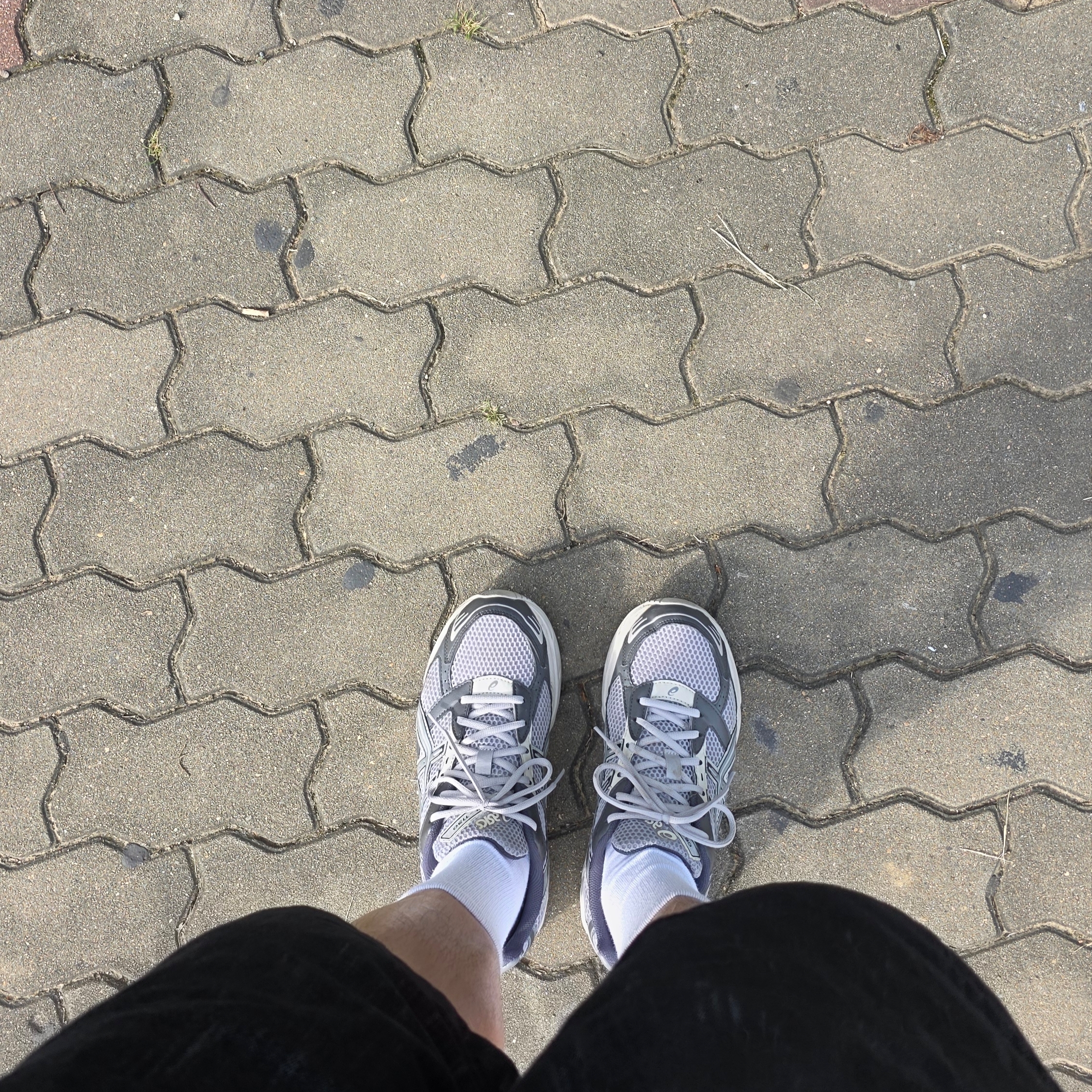 Asics Gel-1130 Oyster Grey Clay Grey 착용 스타일