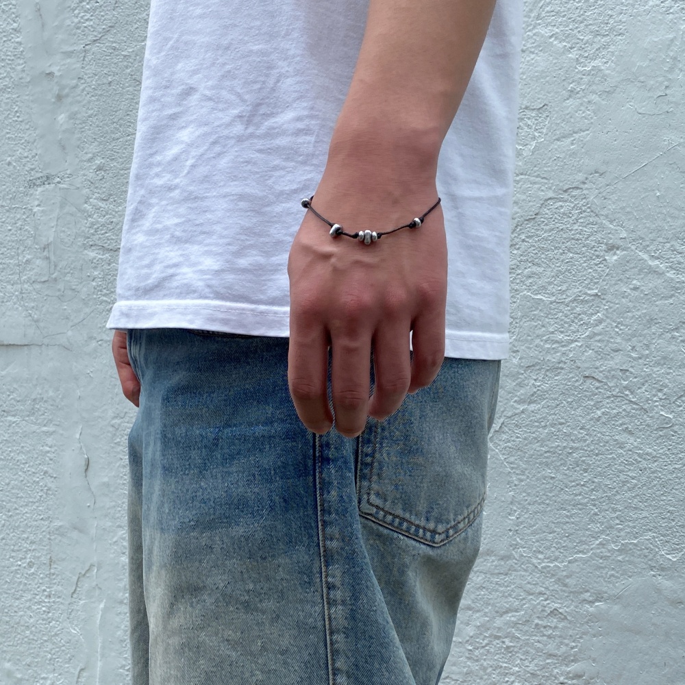 러브미몬스터 유니섹스 시크 페블 끈 팔찌 블랙(lovememonster Unisex Chic Pebble Strap Bracelet Black) - 4