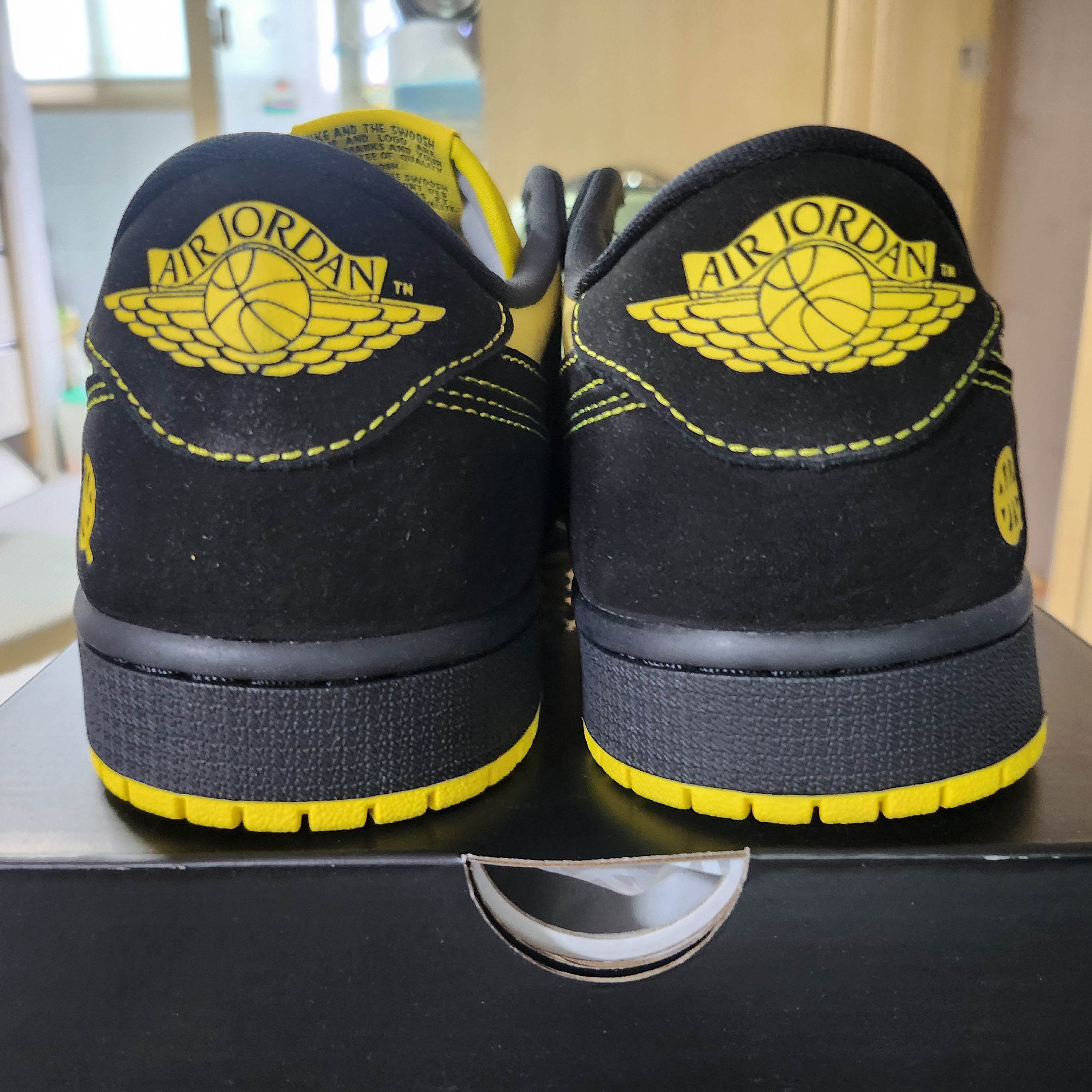 Jordan 1 Retro Low OG Quai 54 착용 스타일 - 3