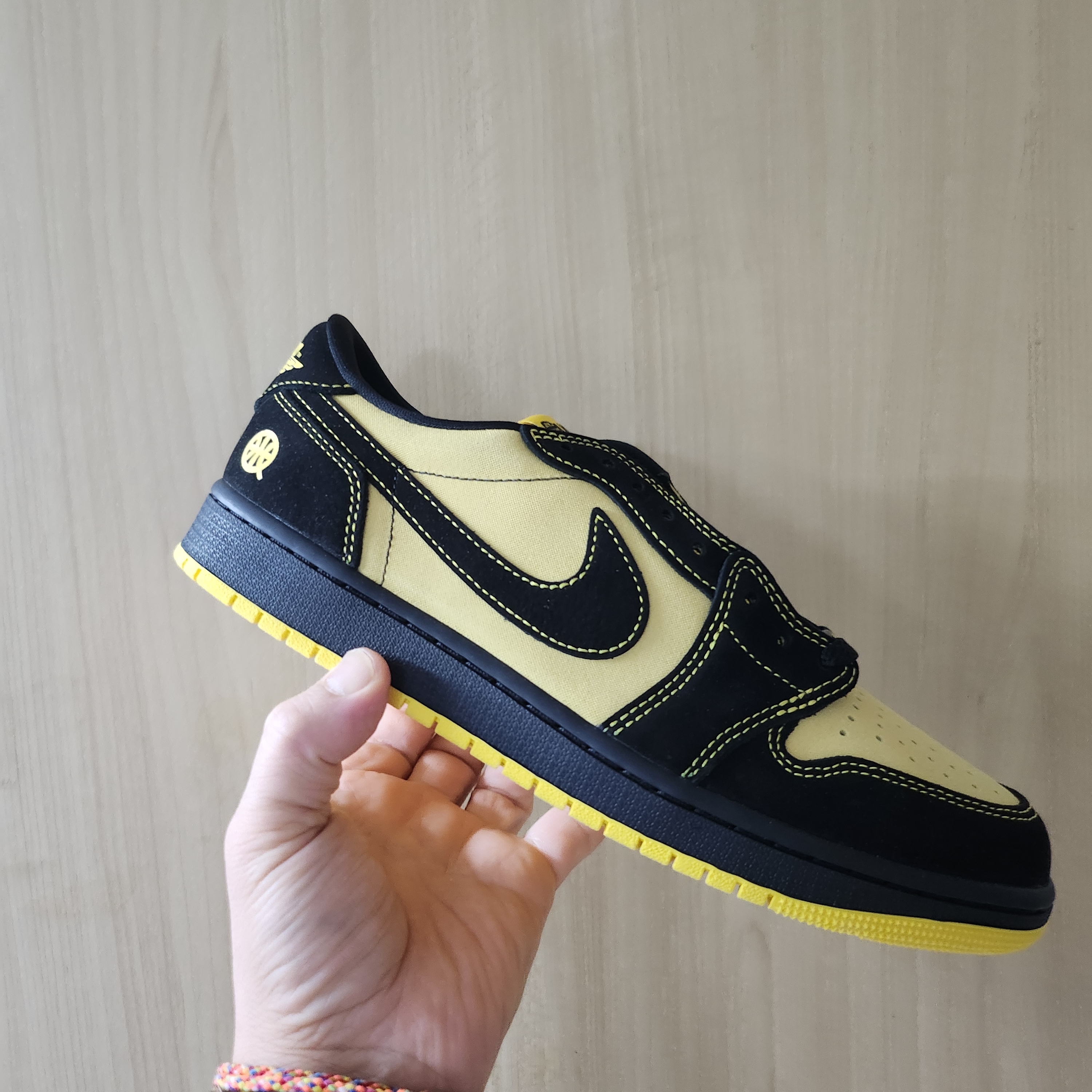 Jordan 1 Retro Low OG Quai 54 착용 스타일 - 1