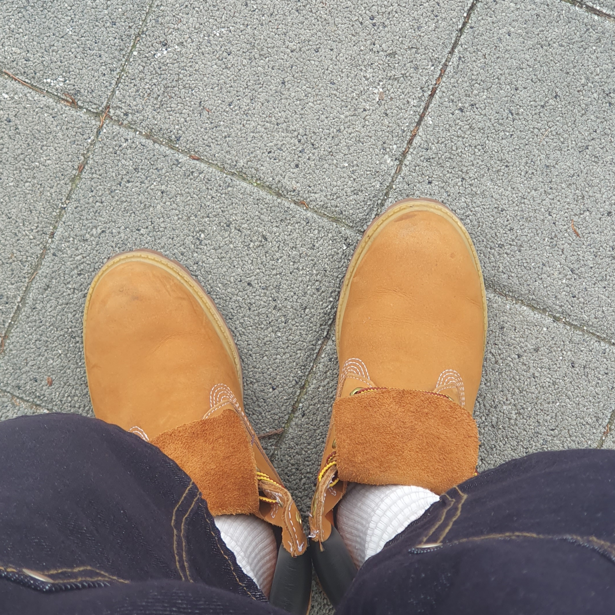 Timberland Premium 6 inch Waterproof Boot Wheat Nubuck - Wide, Suade Contour Double Knee Shorts Raw Indigo 착용 스타일