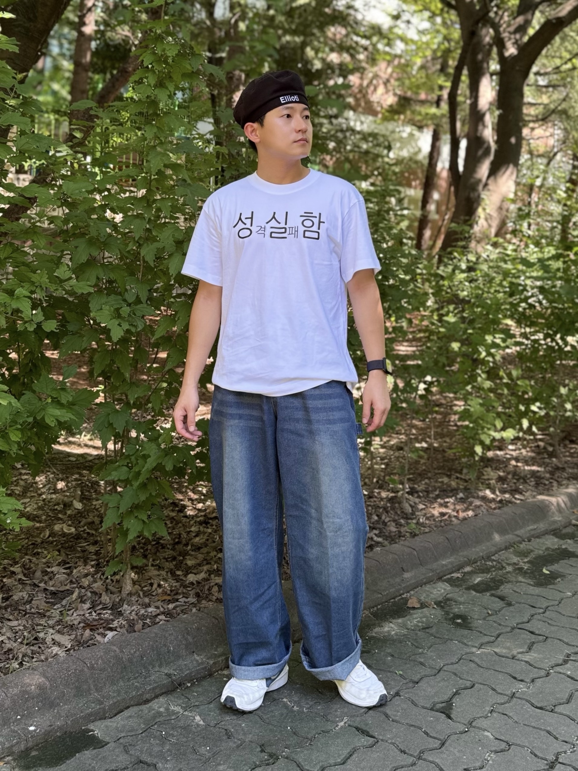 Nike Waffle Debut Summit White Black 착용 스타일 - 1