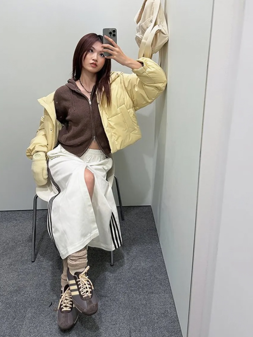 (W) Adidas Cotton Twill Midi Skirt Off White - KR Sizing, (W) Nike ACG Smith Summit Zip-Off Skirt Black - Asia 착용 스타일 - 2