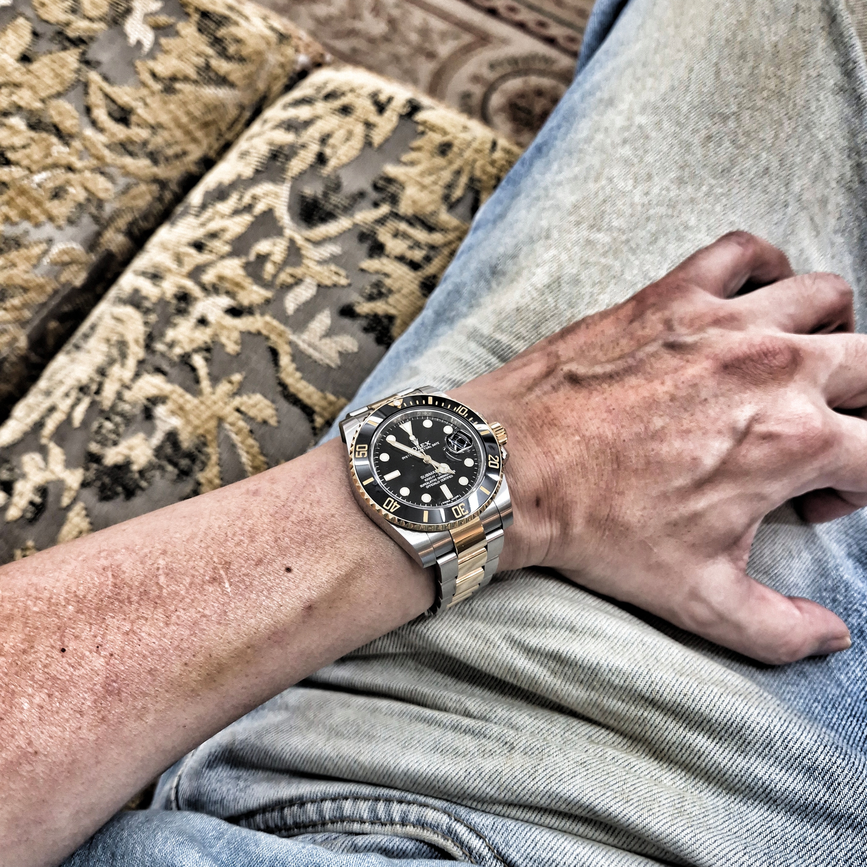 Rolex Submariner Date 41mm 126613LN Black Oyster 착용 스타일 - 1