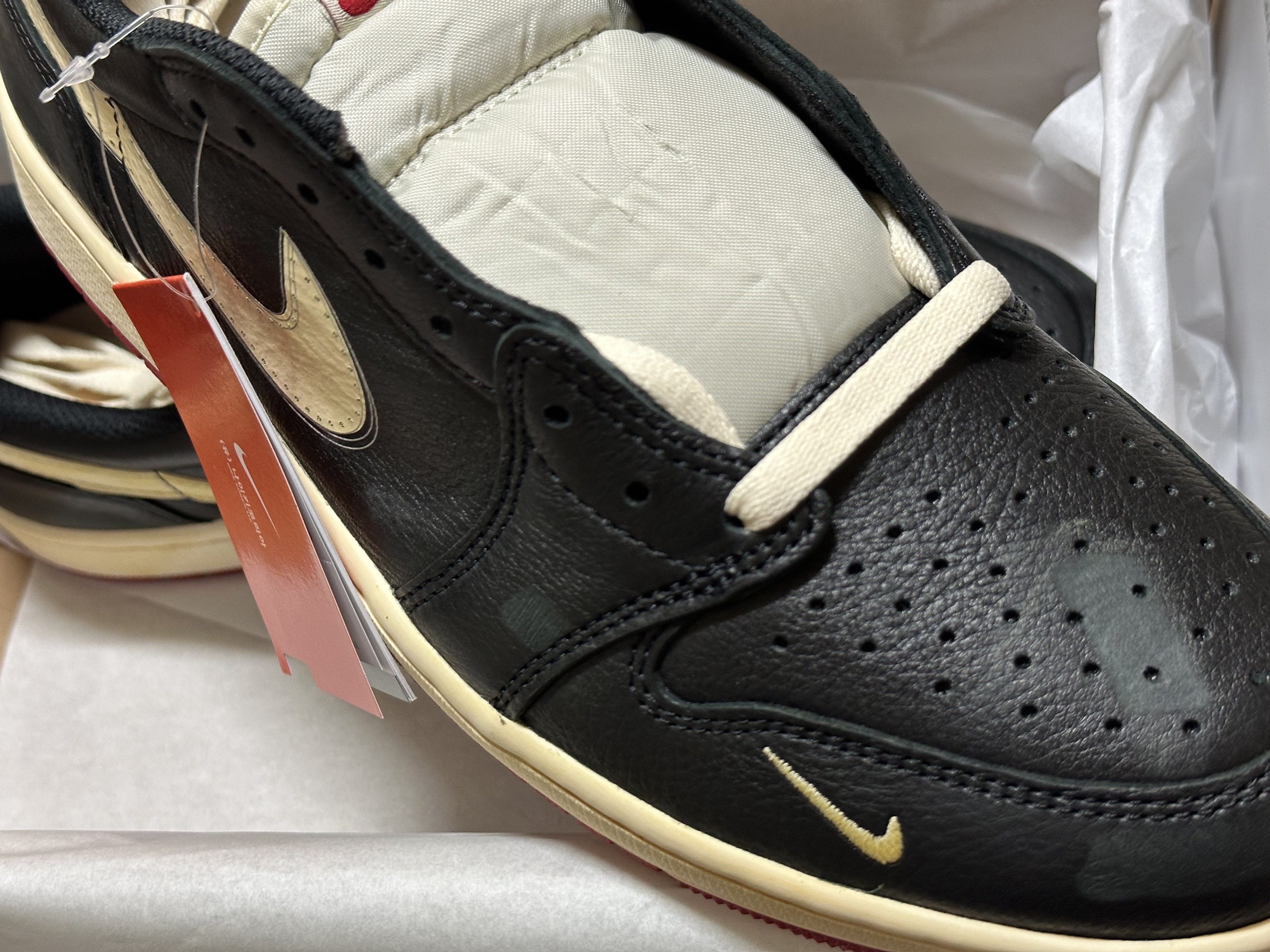 Jordan 1 x Nigel Sylvester Retro Low OG Better With Time 착용 스타일 - 2