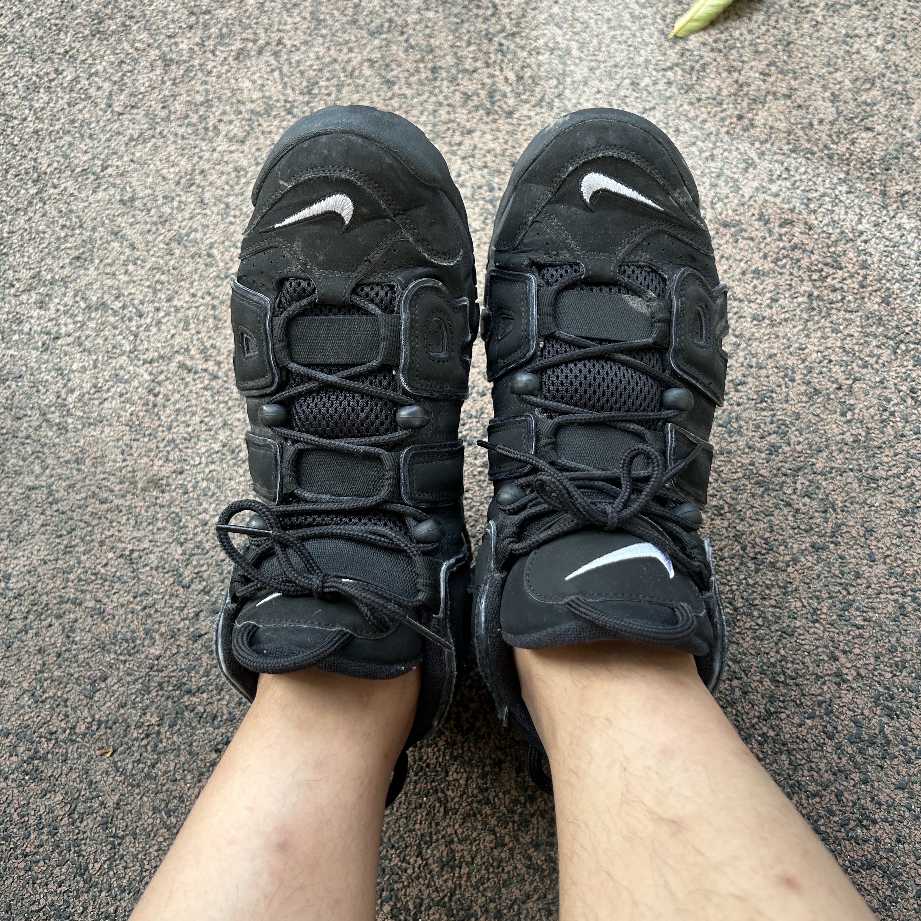Nike Air More Uptempo Black White 2020 착용 스타일
