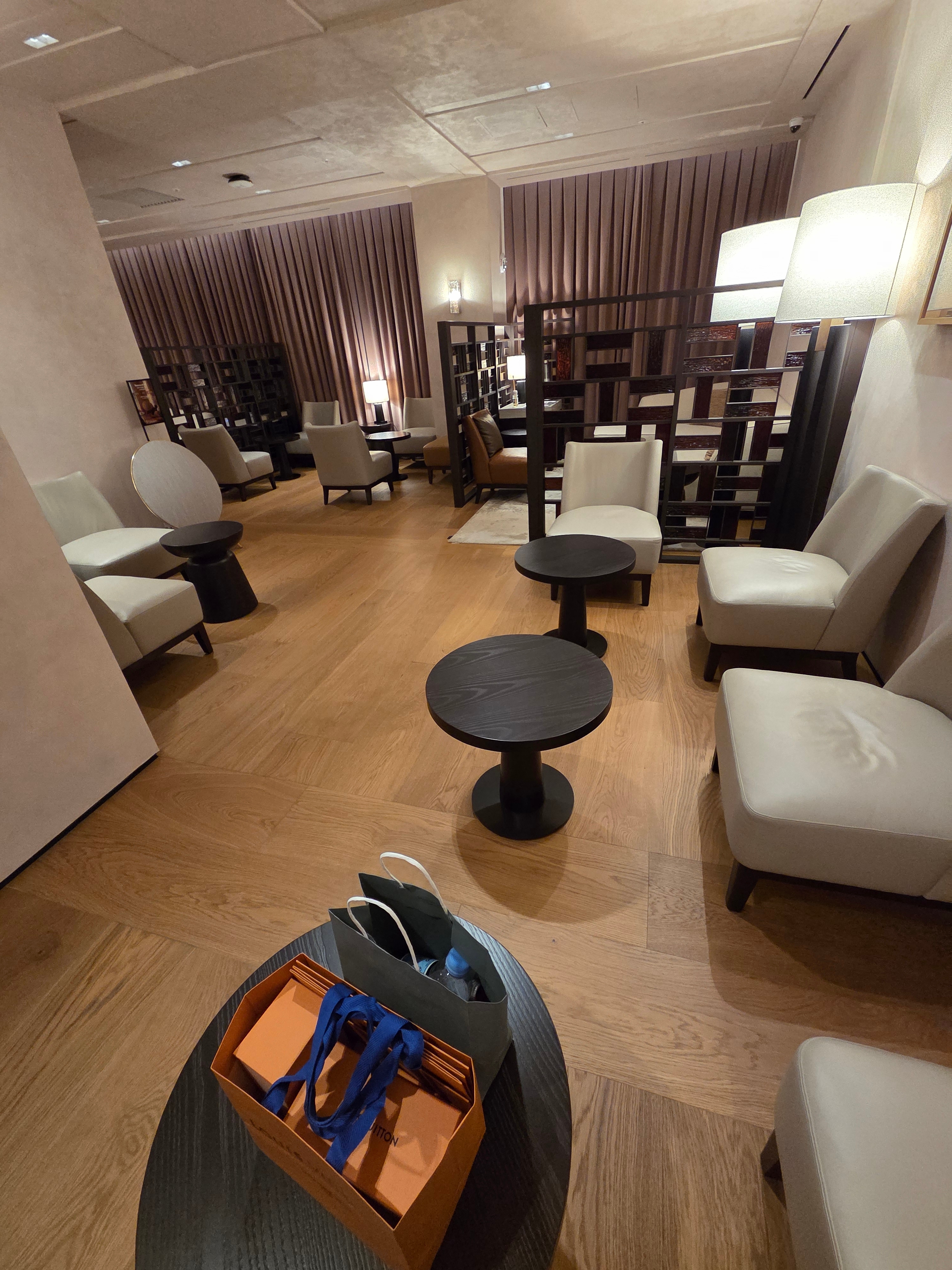 Louis Vuitton Speedy P9 Bandouliere 25 Red 착용 스타일 - 3