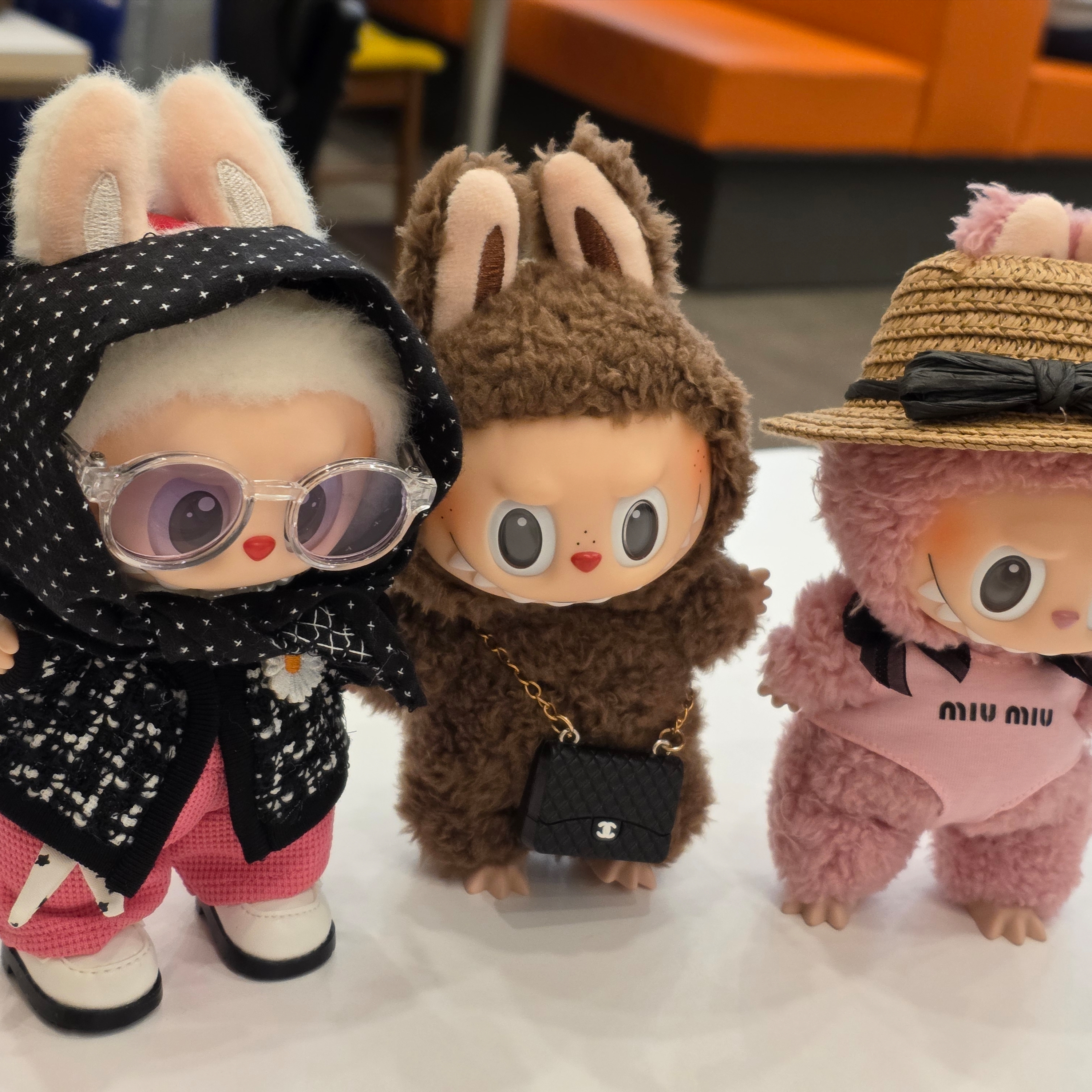 Pop Mart Labubu Coca Cola Series Surprise Shake Keyring (Opened Case), Pop Mart Labubu The Monsters Labubu Tasty Macarons Series Chestnut Cocoa Keyring (Opened Case) 착용 스타일