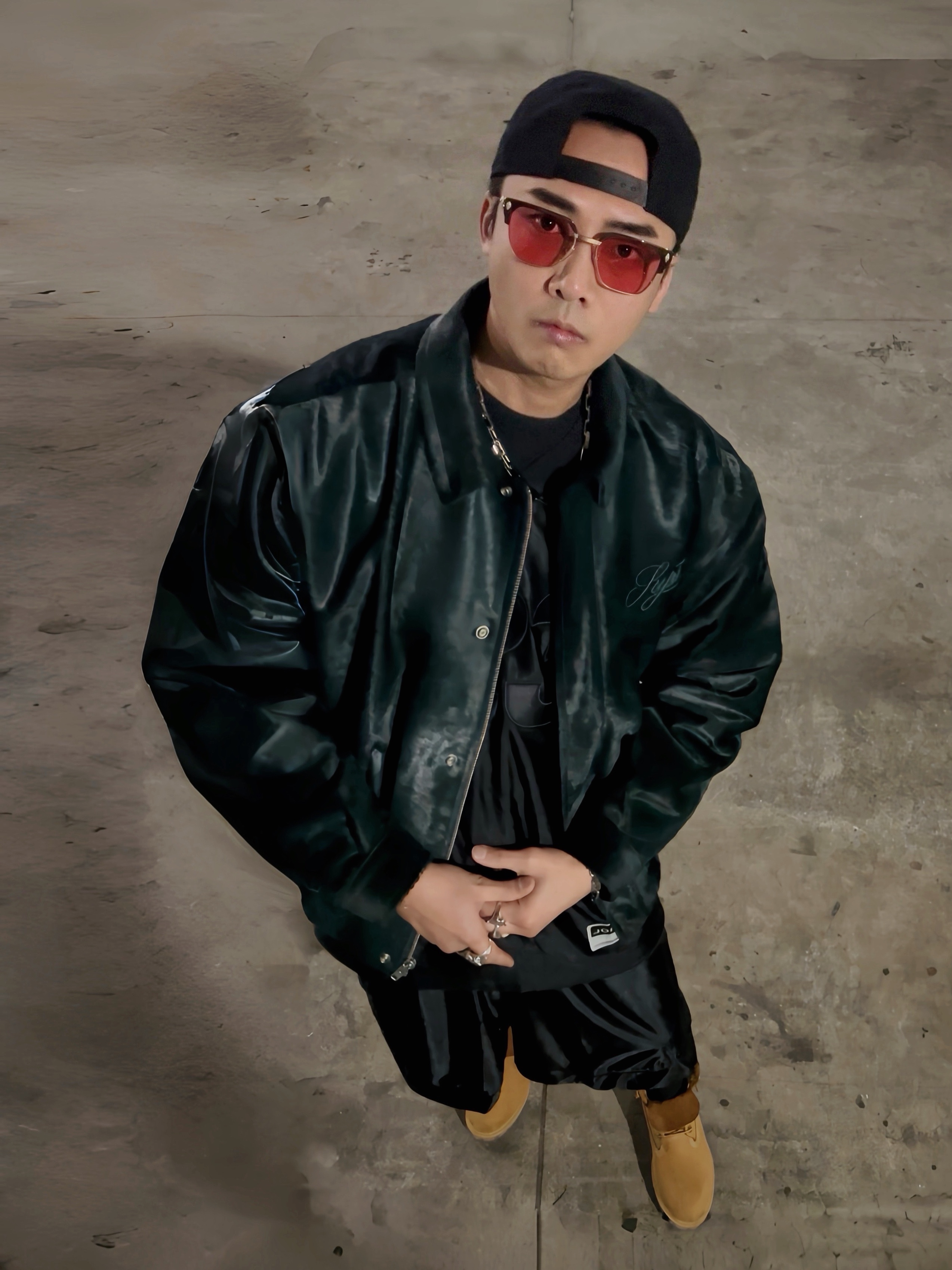 Chrome Hearts Lgma Classic Brown Matte Gold Plated, Supreme Ponyhair Varsity Jacket Green - 25SS 착용 스타일