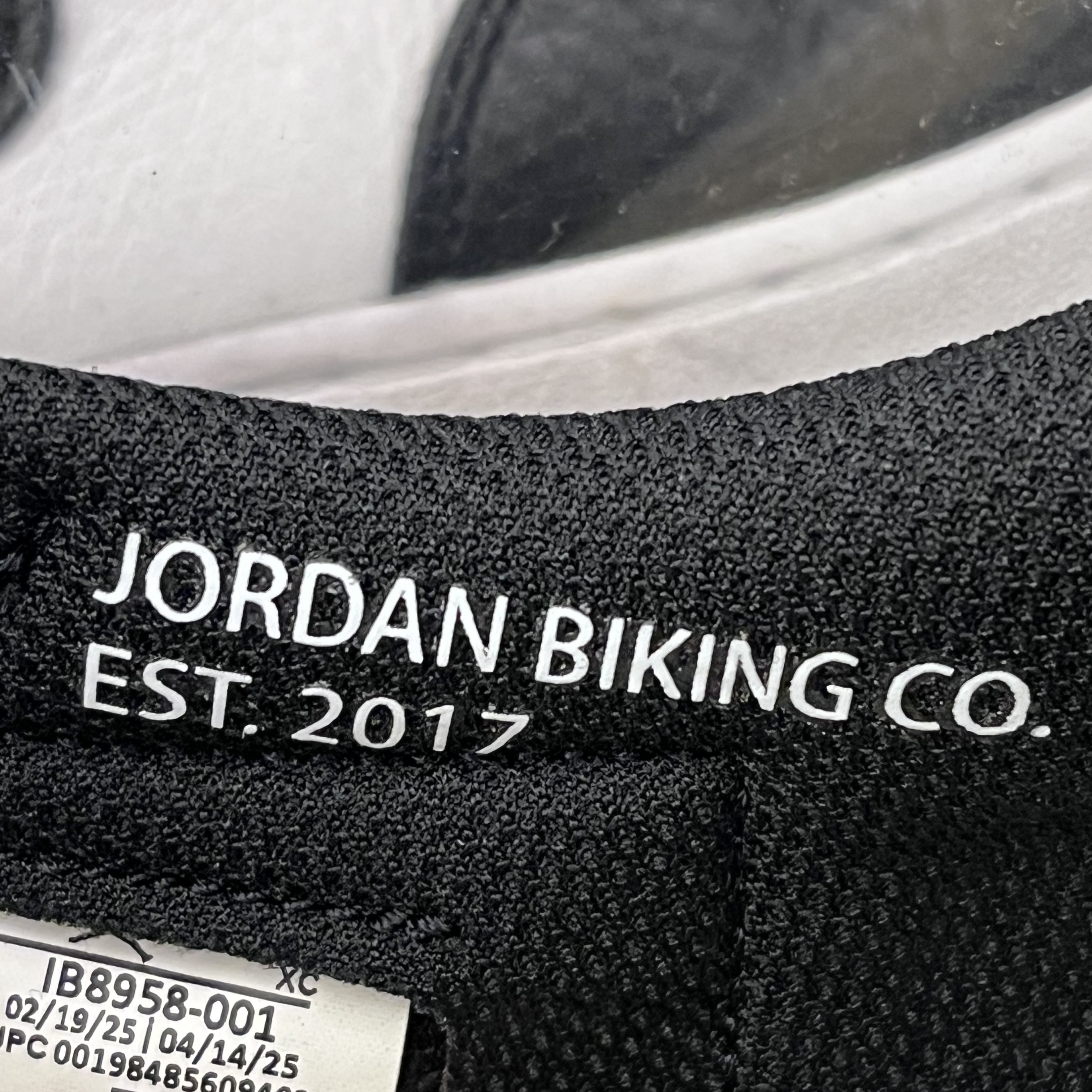 Jordan 1 x Nigel Sylvester Retro Low OG Better With Time 착용 스타일 - 3
