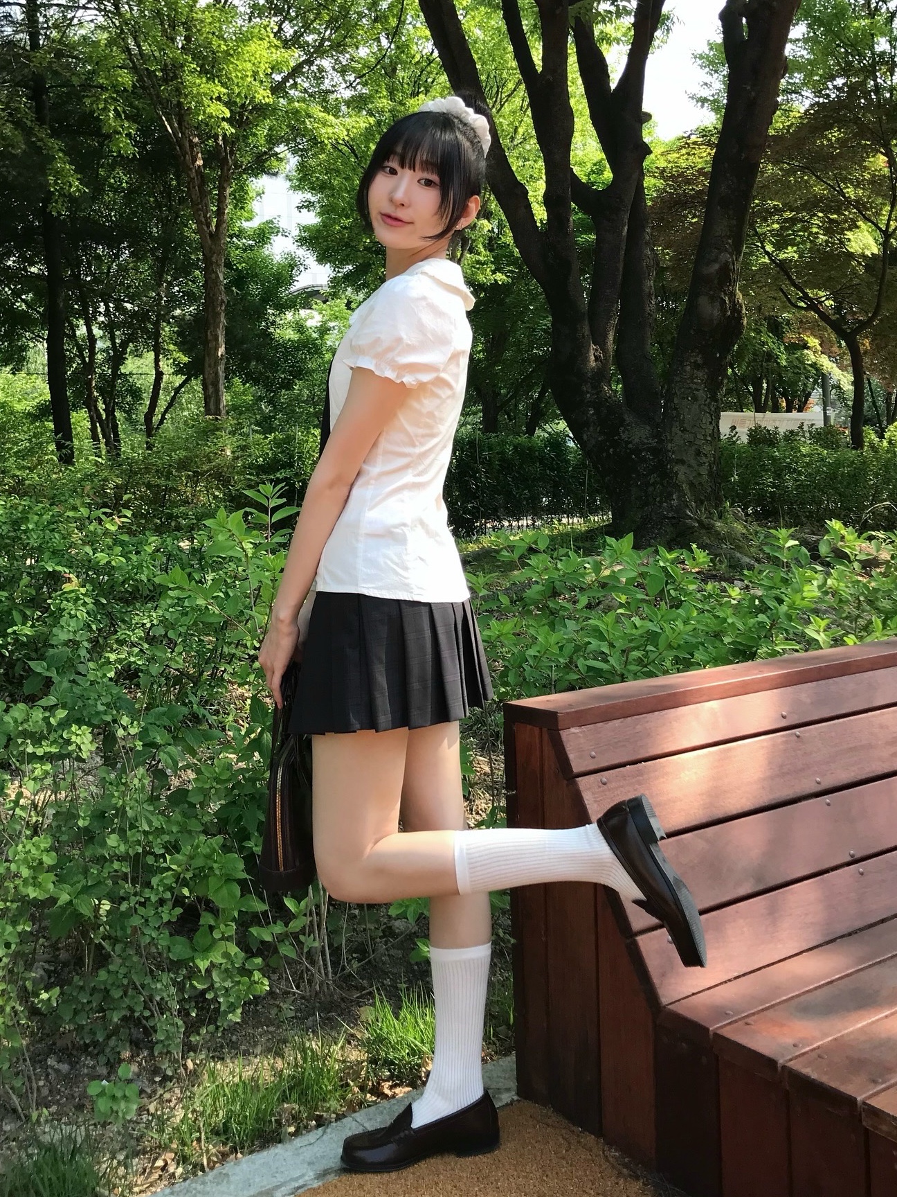 Haruta HS-4514 Penny Loafer Brown 착용 스타일 - 3